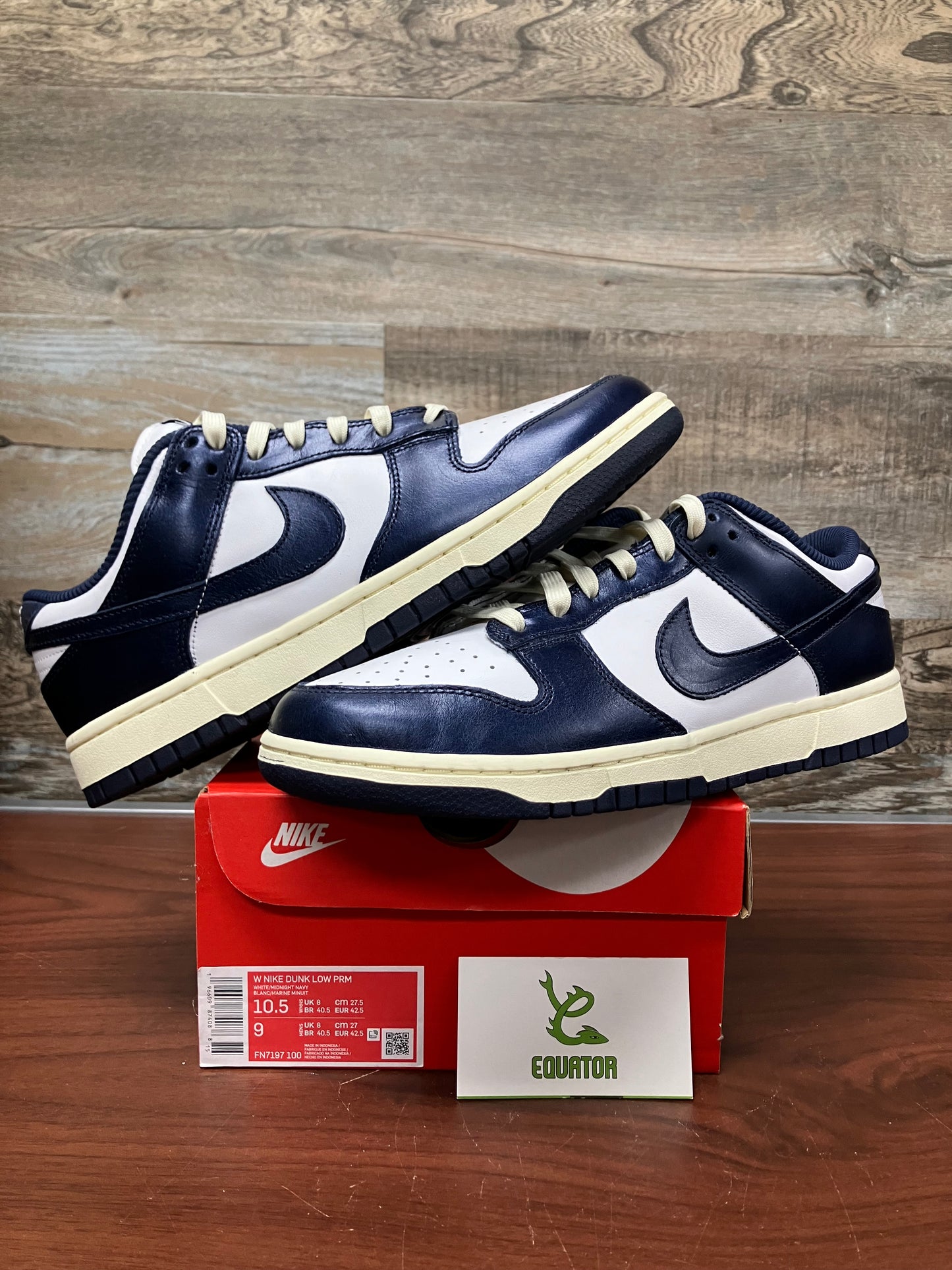 Nike Dunk Low Vintage Navy Size 10.5W/9M