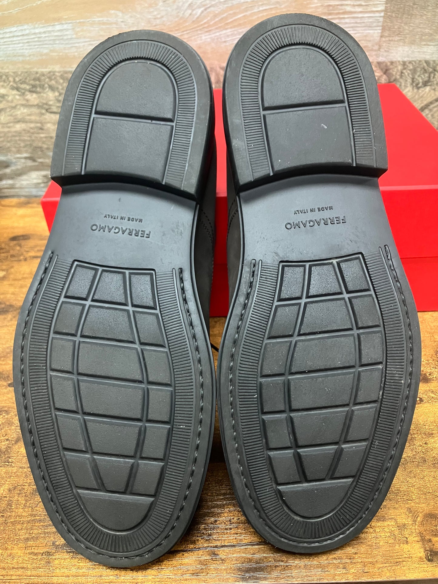 10/11-Ferragamo Camden Suede toe Oxford Shoe