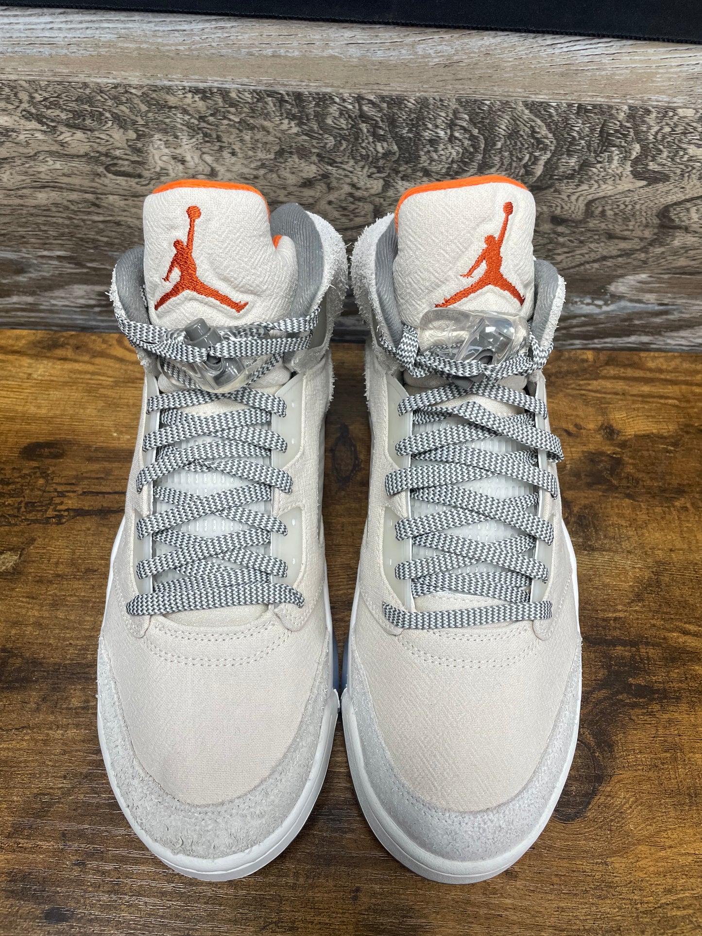 Jordan 5 Craft Light Orewood Brown Size 9.5