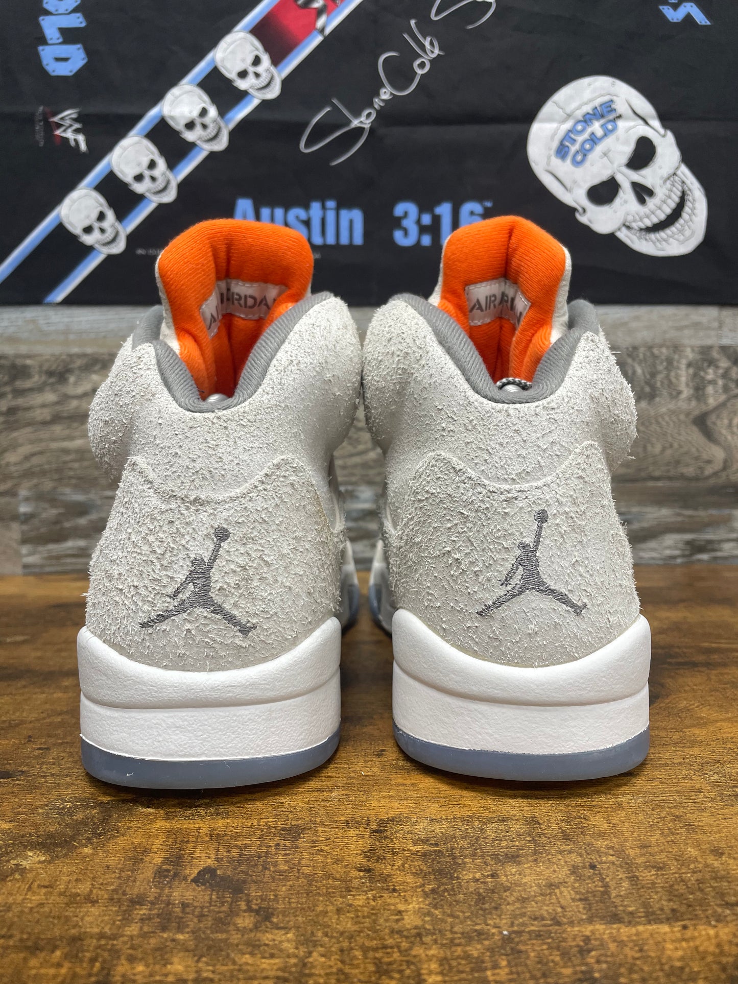 Jordan 5 Craft Light Orewood Brown Size 9.5