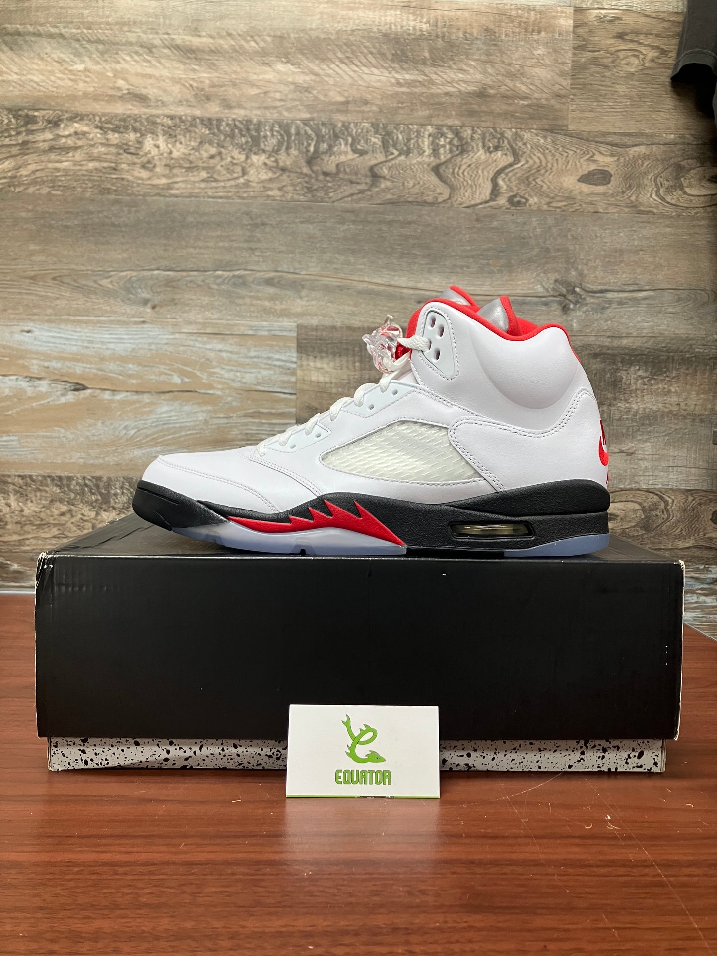 Jordan 5 Retro Fire Red Size 13