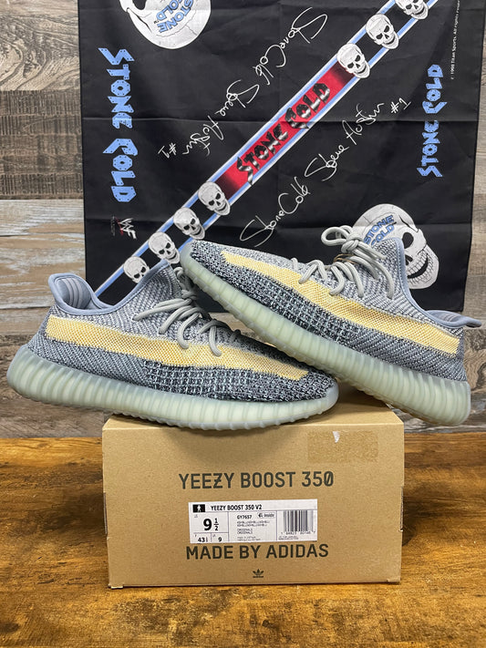 9.5 - adidas Yeezy Boost 350 V2 Ash Blue
