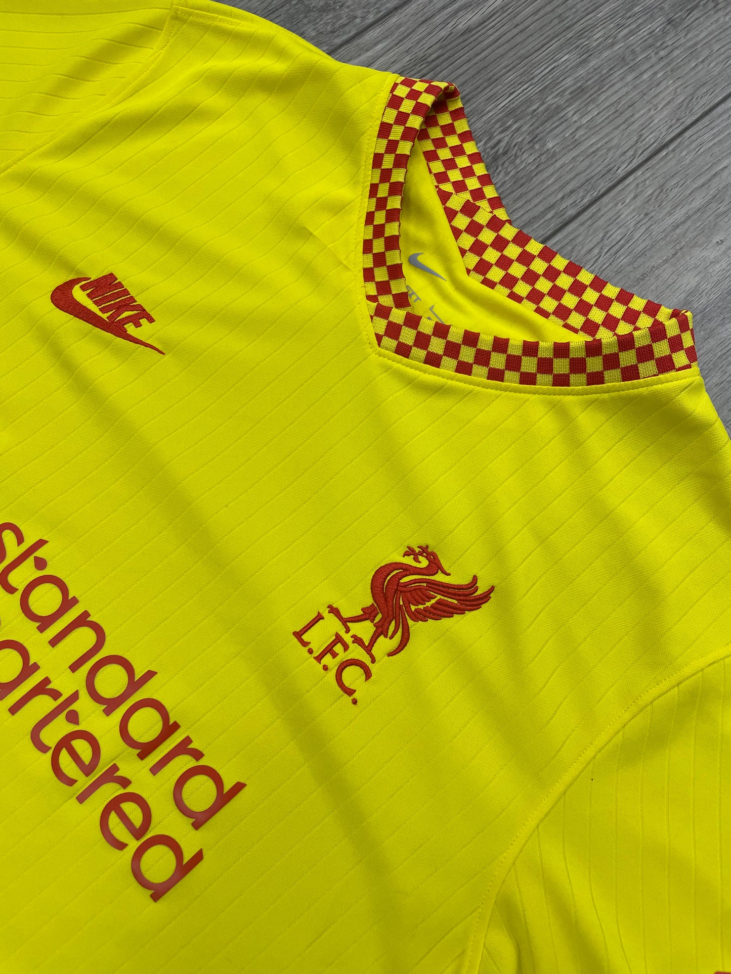 L - Nike Liverpool FC 2021/22 Stadium Third Jersey