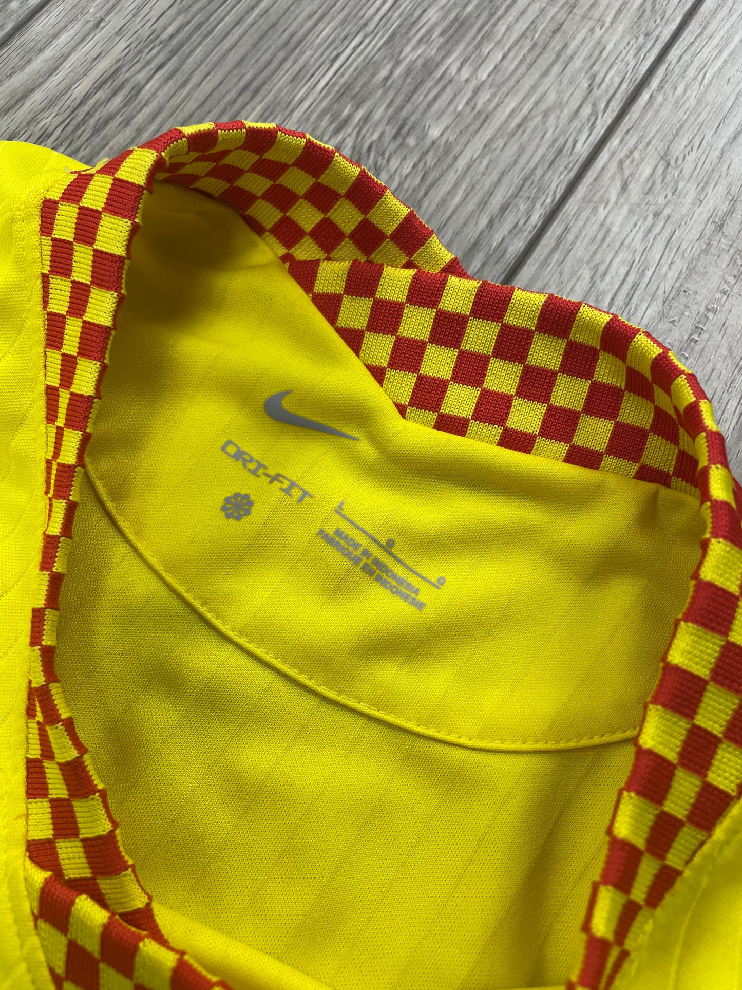 L - Nike Liverpool FC 2021/22 Stadium Third Jersey