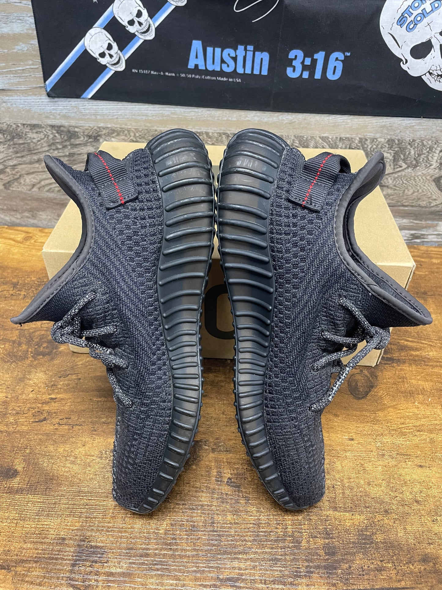 9.5 - adidas Yeezy Boost 350 V2 Low Black Non-Reflective