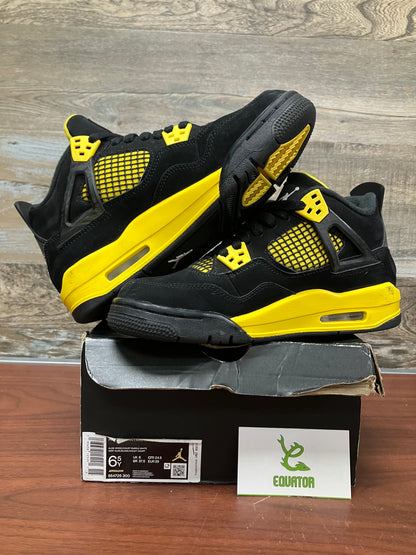 Jordan 4 Retro GS Thunder Size 6Y