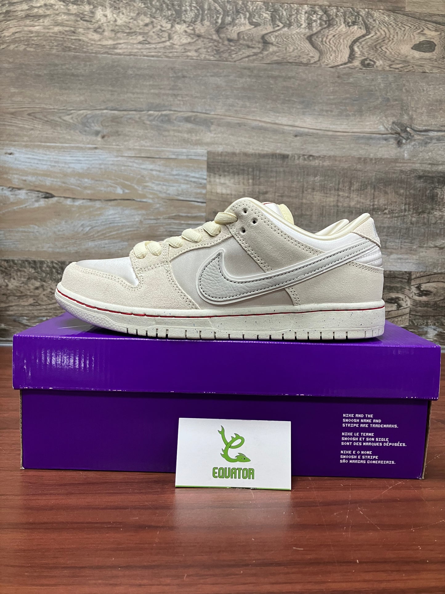 Nike SB Dunk Low City of Love Light Bone Size 8.5