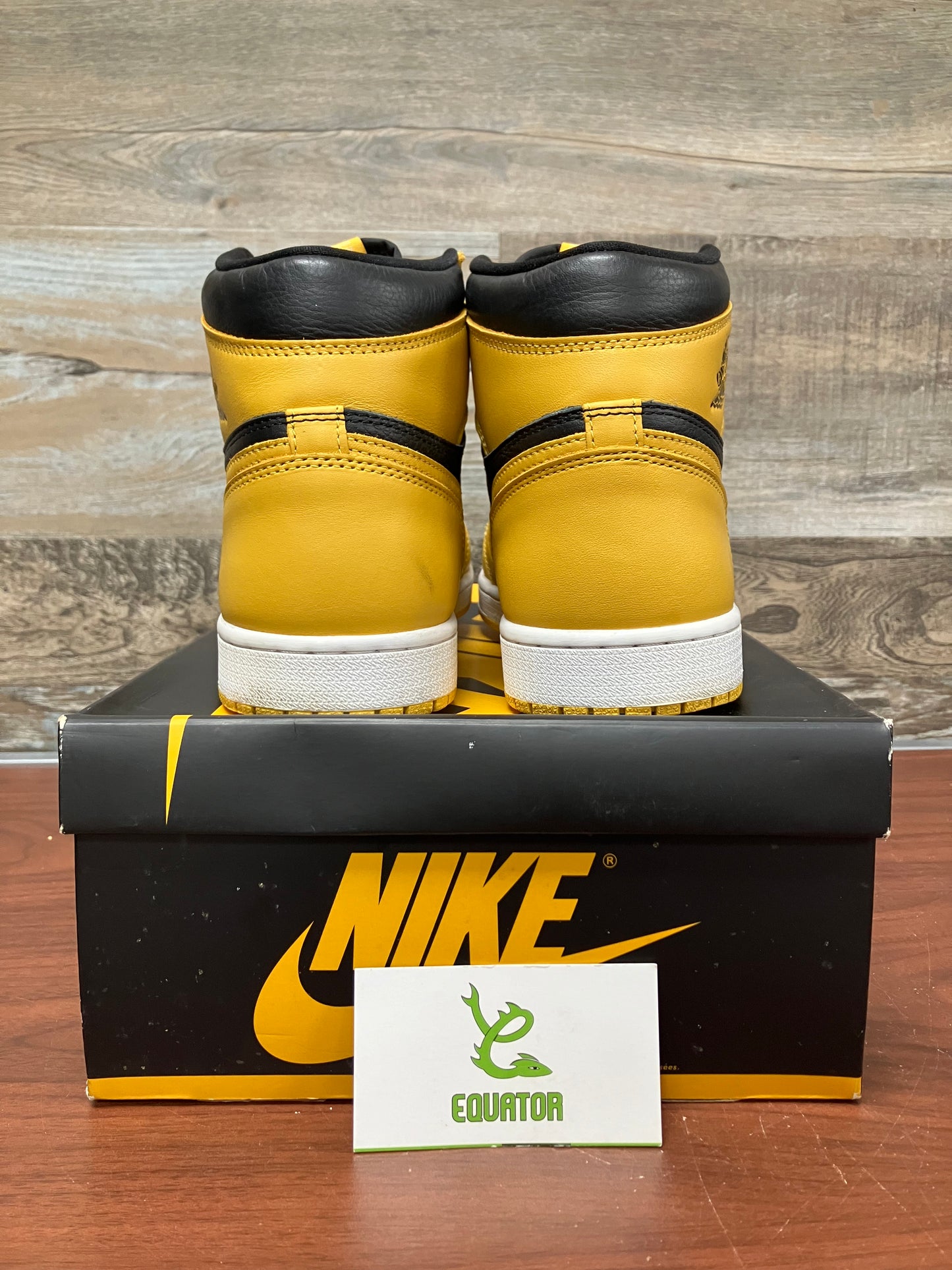 Jordan 1 Retro High Pollen Size 10.5