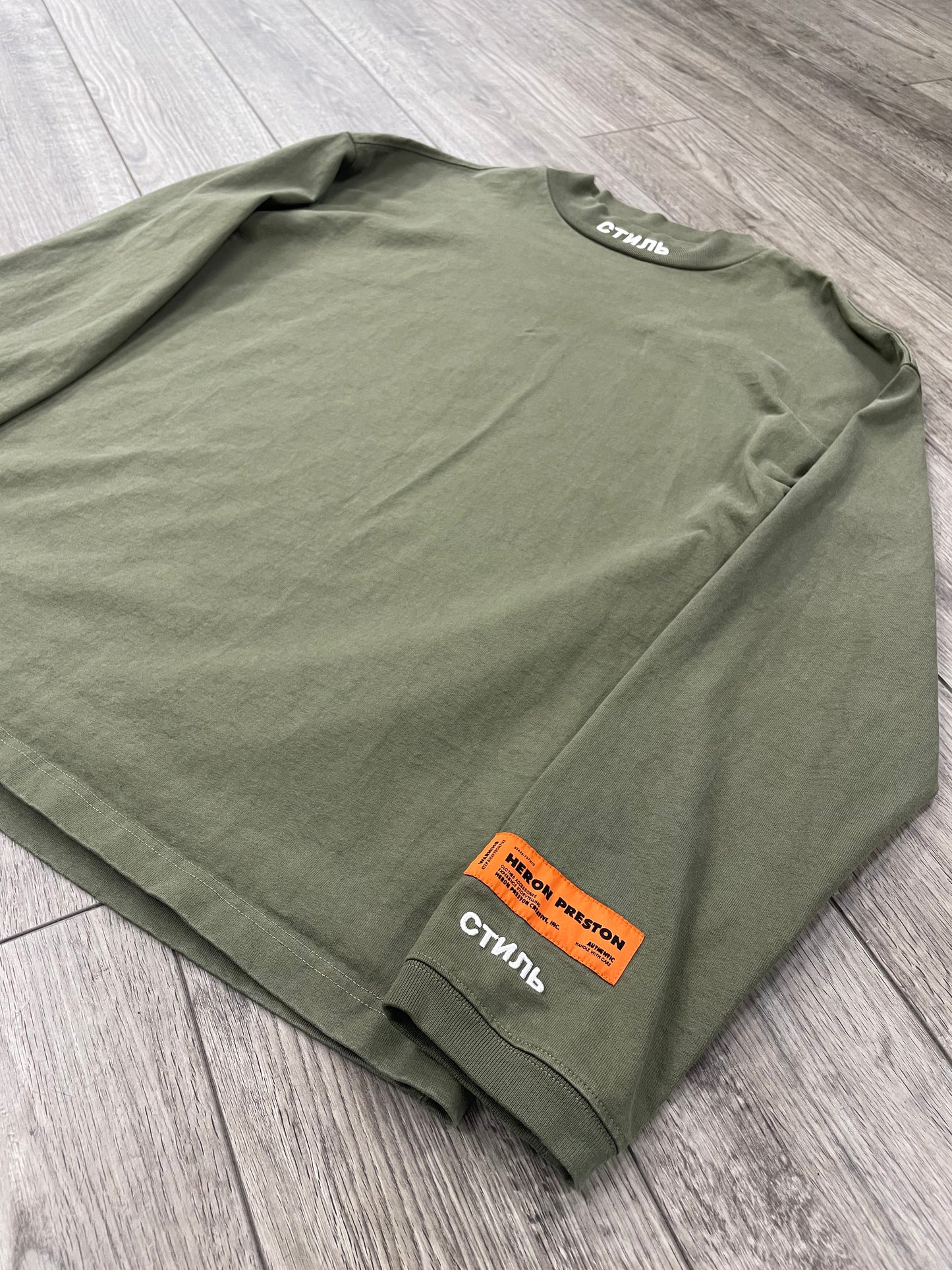 L - Heron Preston Olive Green “СТИЛЬ” Long Sleeve Shirt