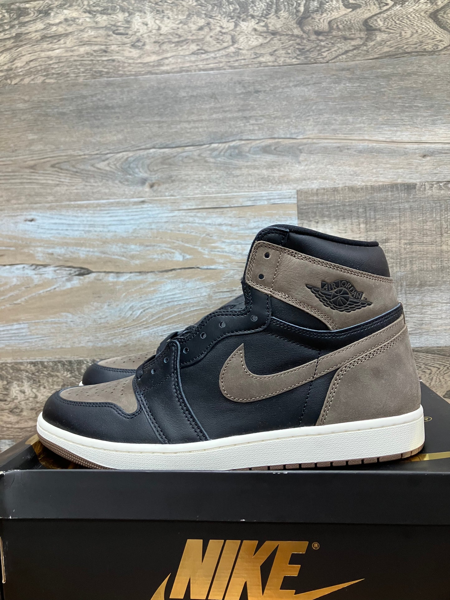Air Jordan 1 Palomino Sz 12