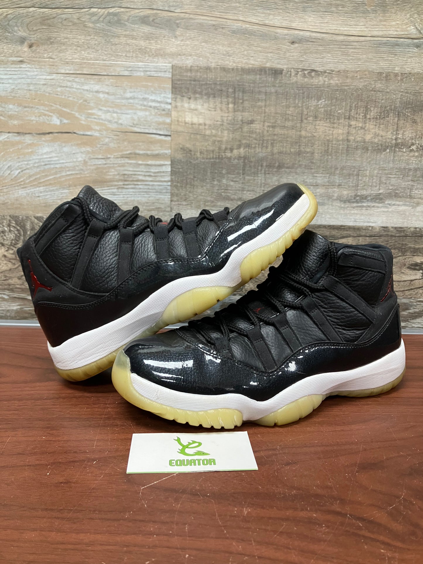 Jordan 11 Retro 72-10 2015 Size 9