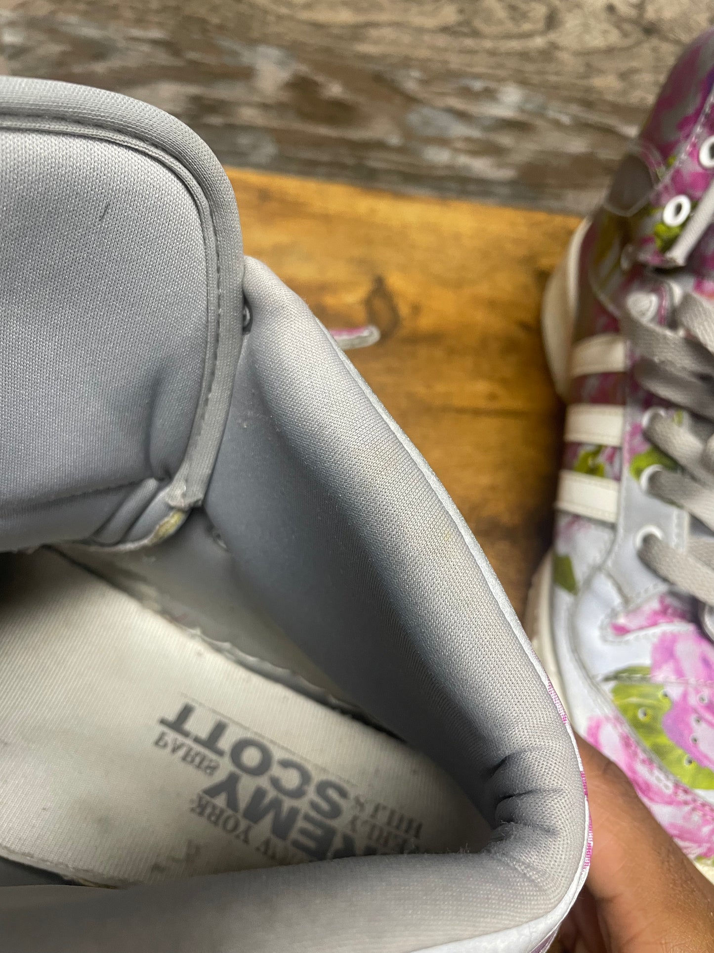 9-Adidas JS Jeremy Scott Wings Floral 3M Sneakers