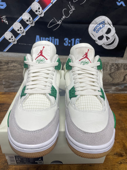 8.5 - Air Jordan 4 SB Pine Green