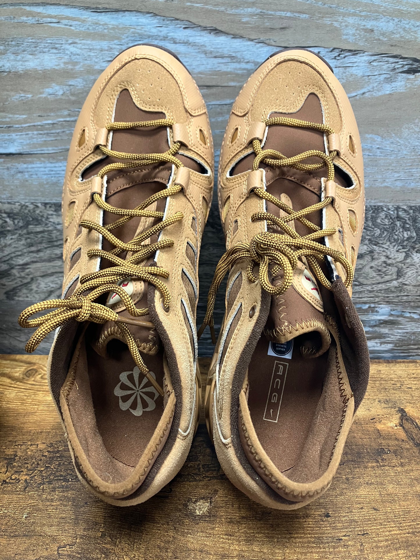 11.5-Nike ACG Air Exploraid Flax