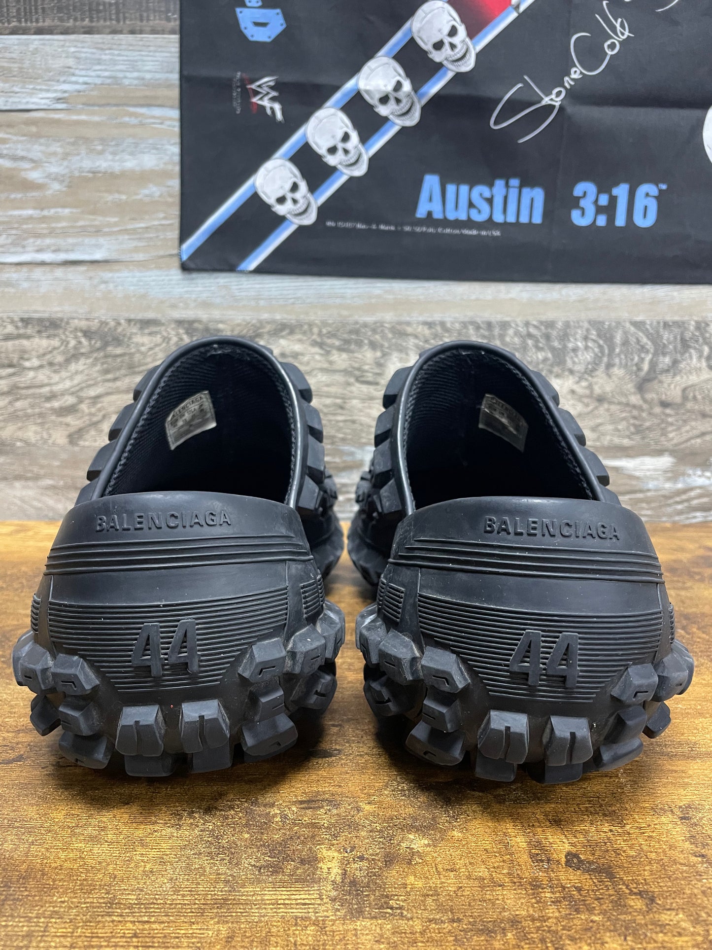 44-Balenciaga Bouncer Clog