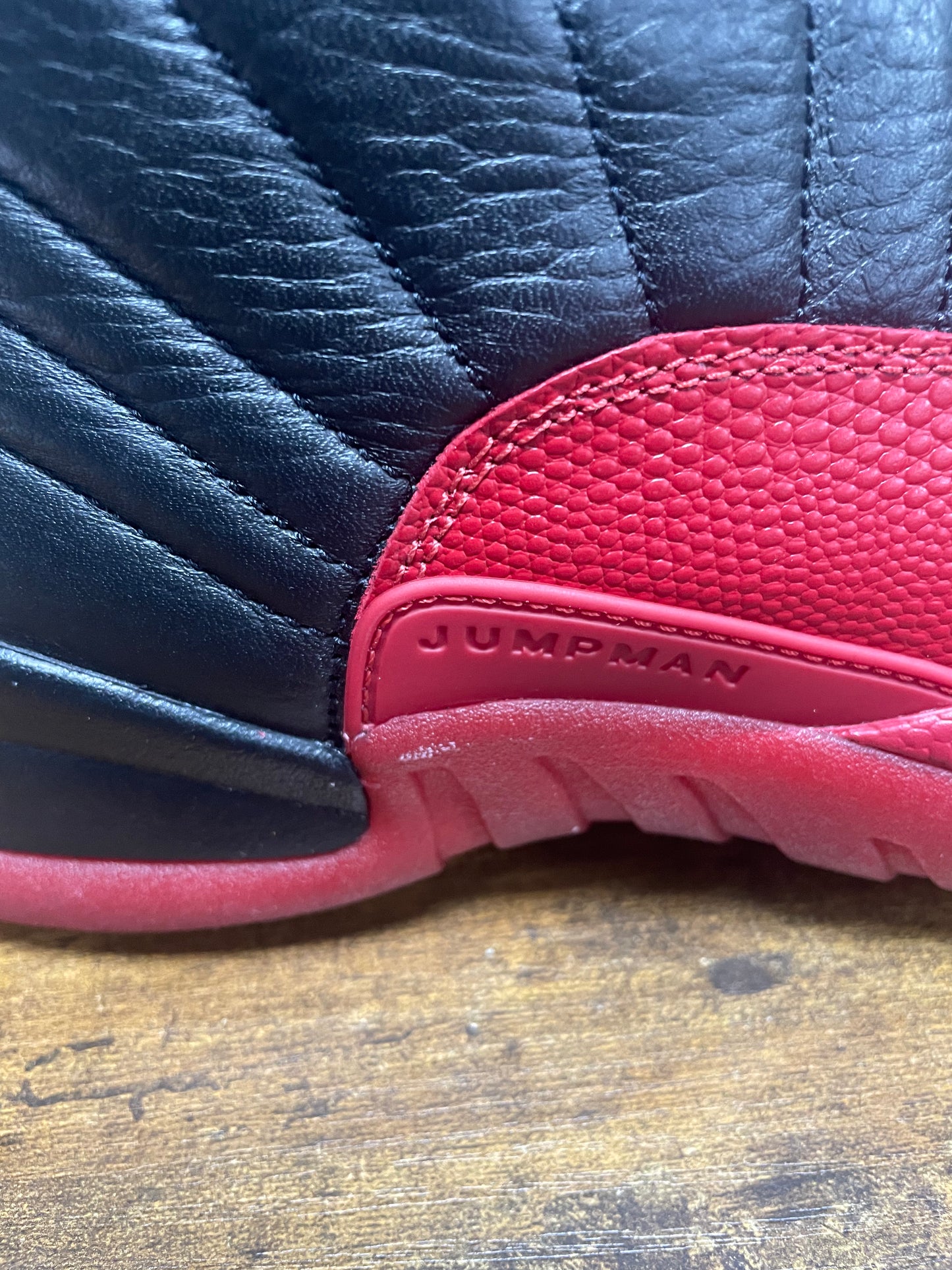 11.5-Jordan 12 Retro Flu Game