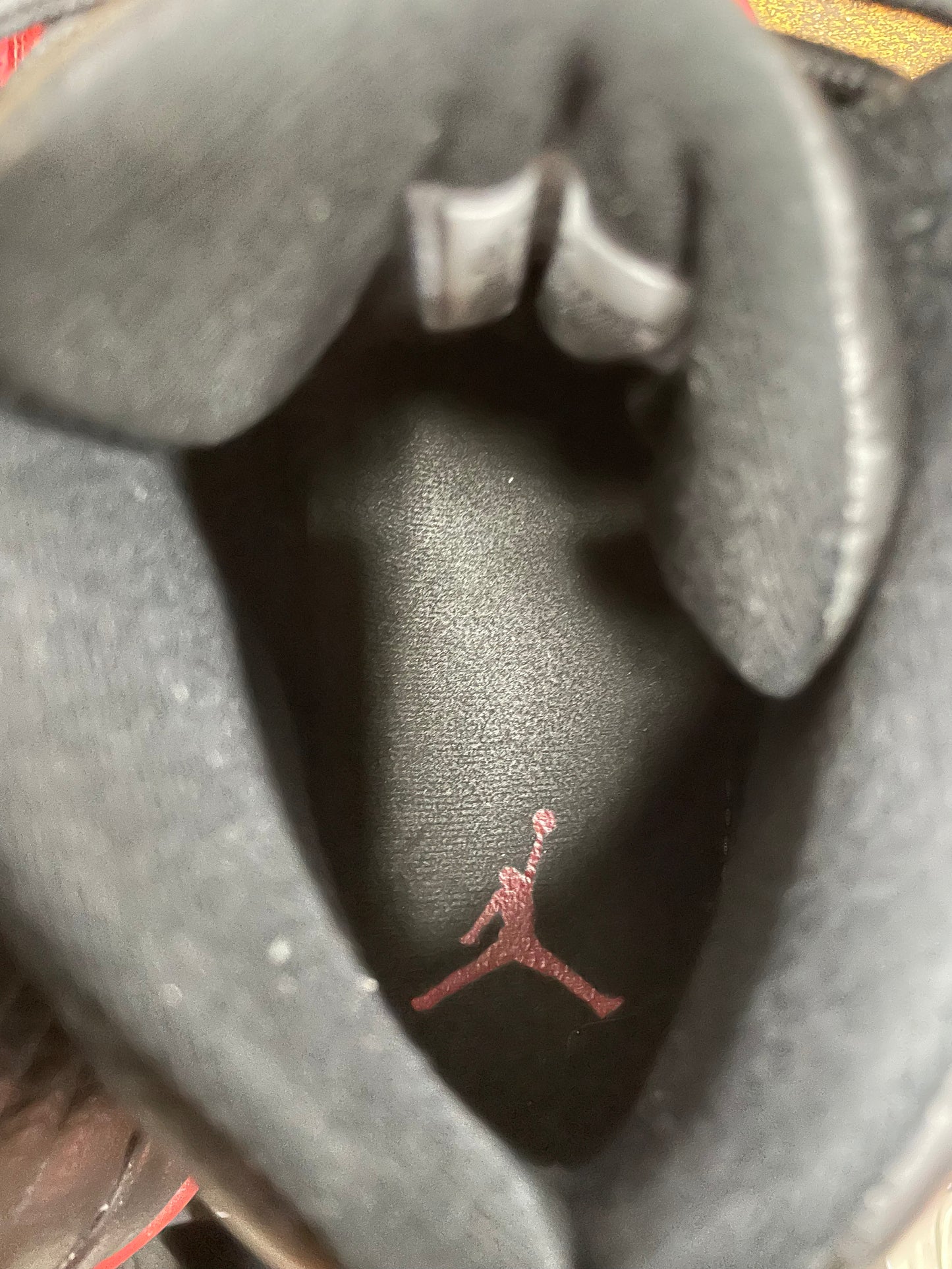 11.5-Jordan 12 Retro Flu Game