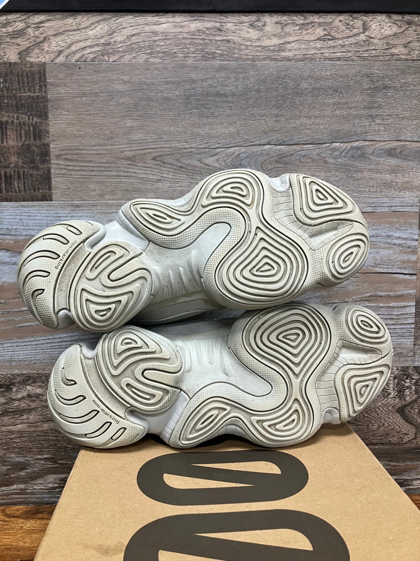 11-Adidas Yeezy 500 Salt