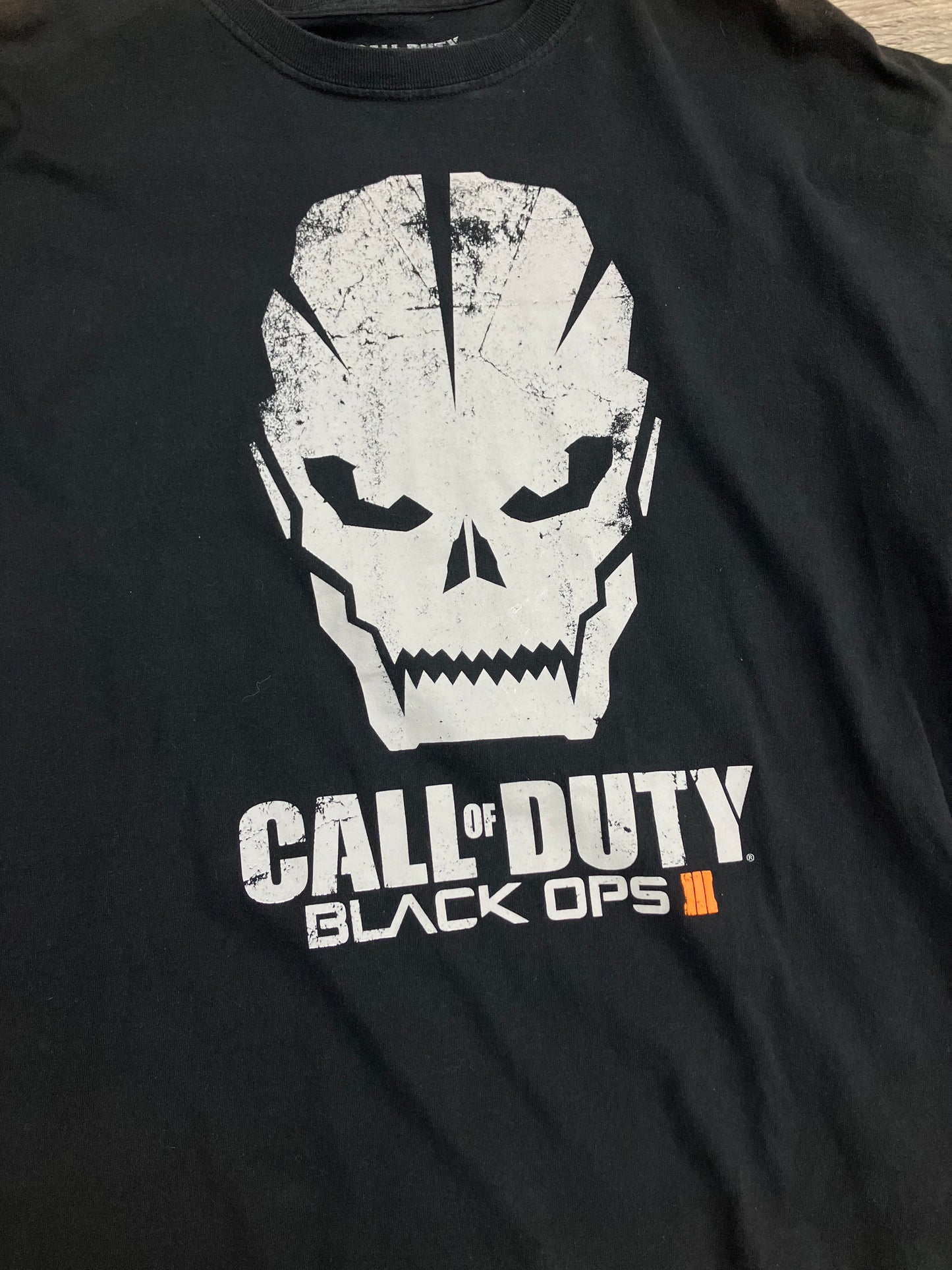 XL-Call Of Duty Black Ops 3 Tee