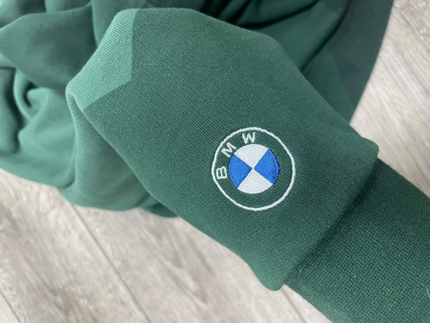 XXL - Kith x BMW Vitality Vintage Nelson Crewneck