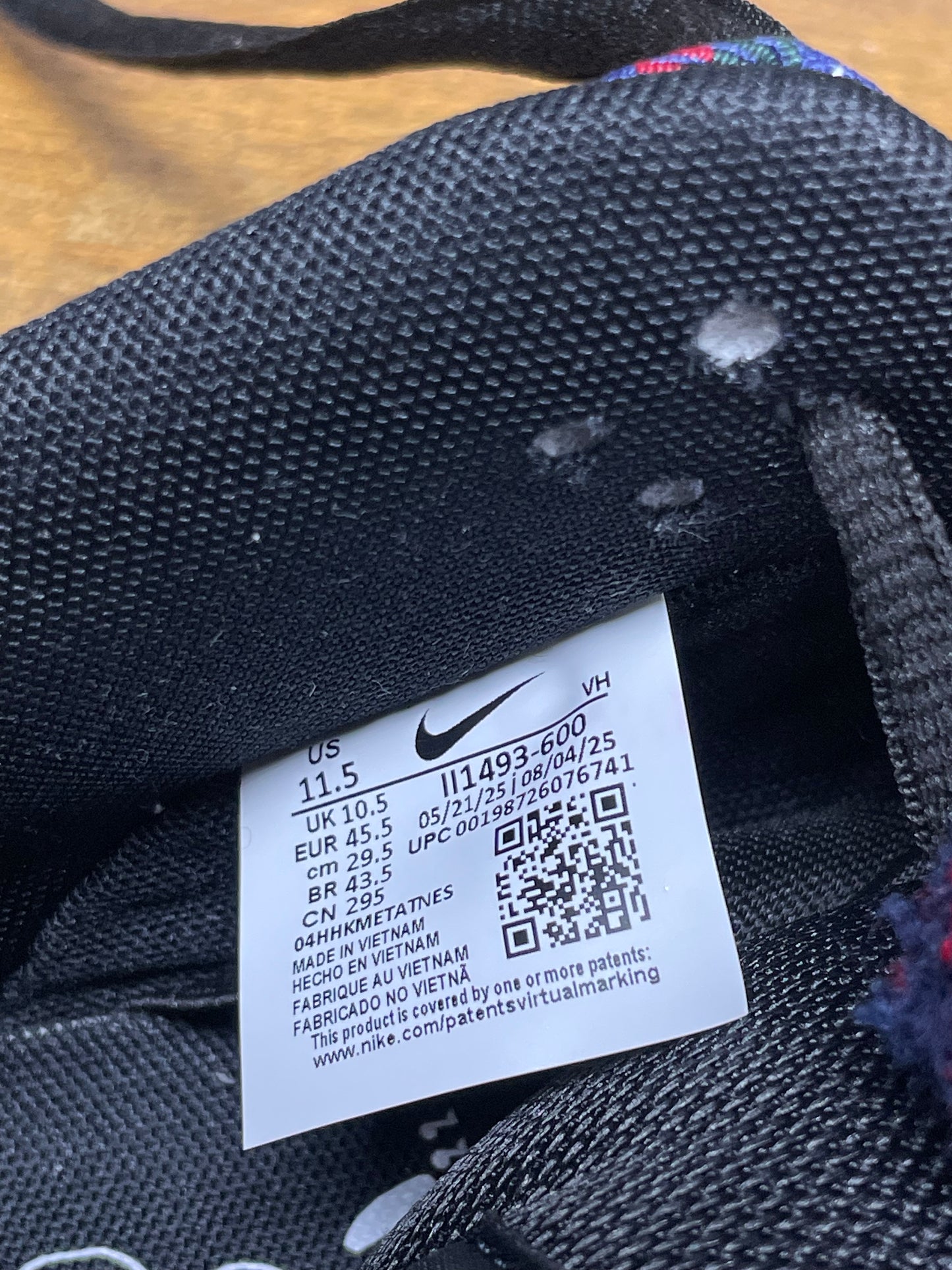 11.5-Nardwuar Nike SB Dunk Low Tam O’ Shanter Hat