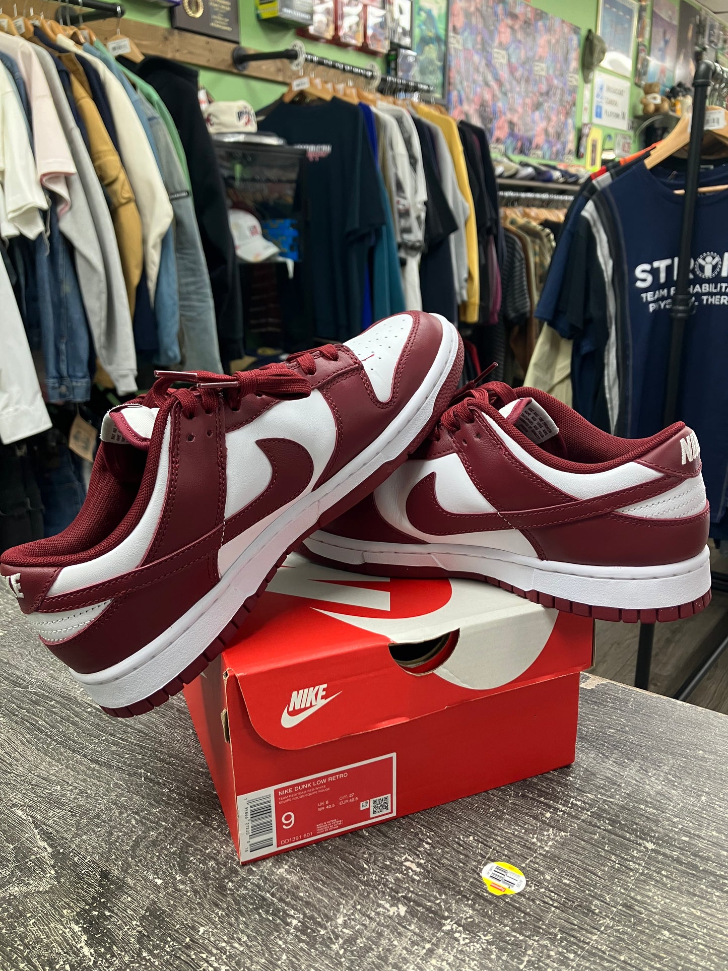 9-Nike Dunk Low Team Red