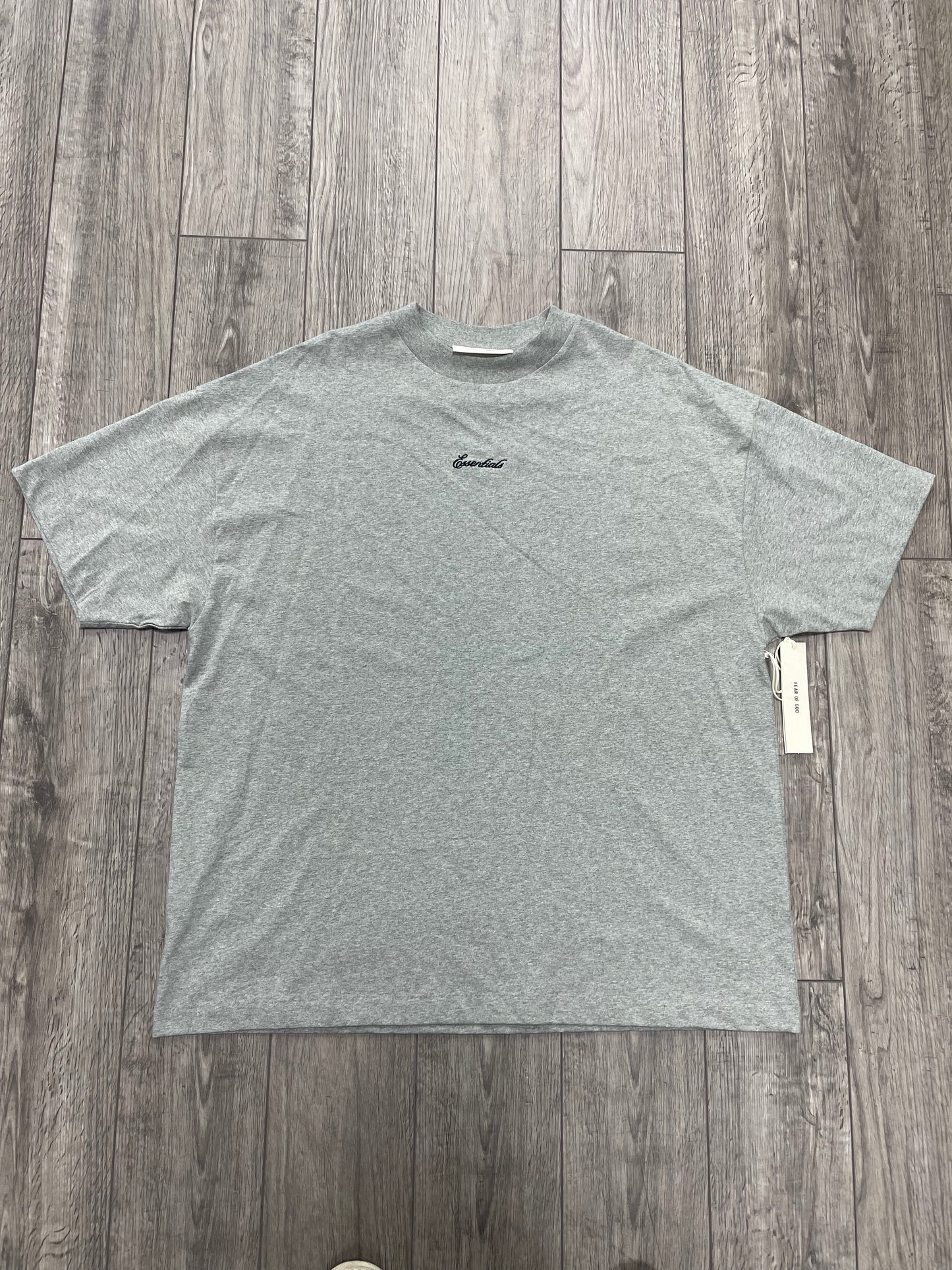 S-Fear of God Essentials Signature 90s Tee