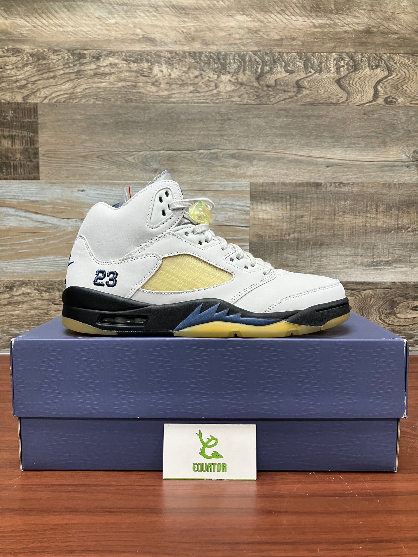 Jordan 5 Retro A Ma Maniére Dawn Size 12.5W/11M