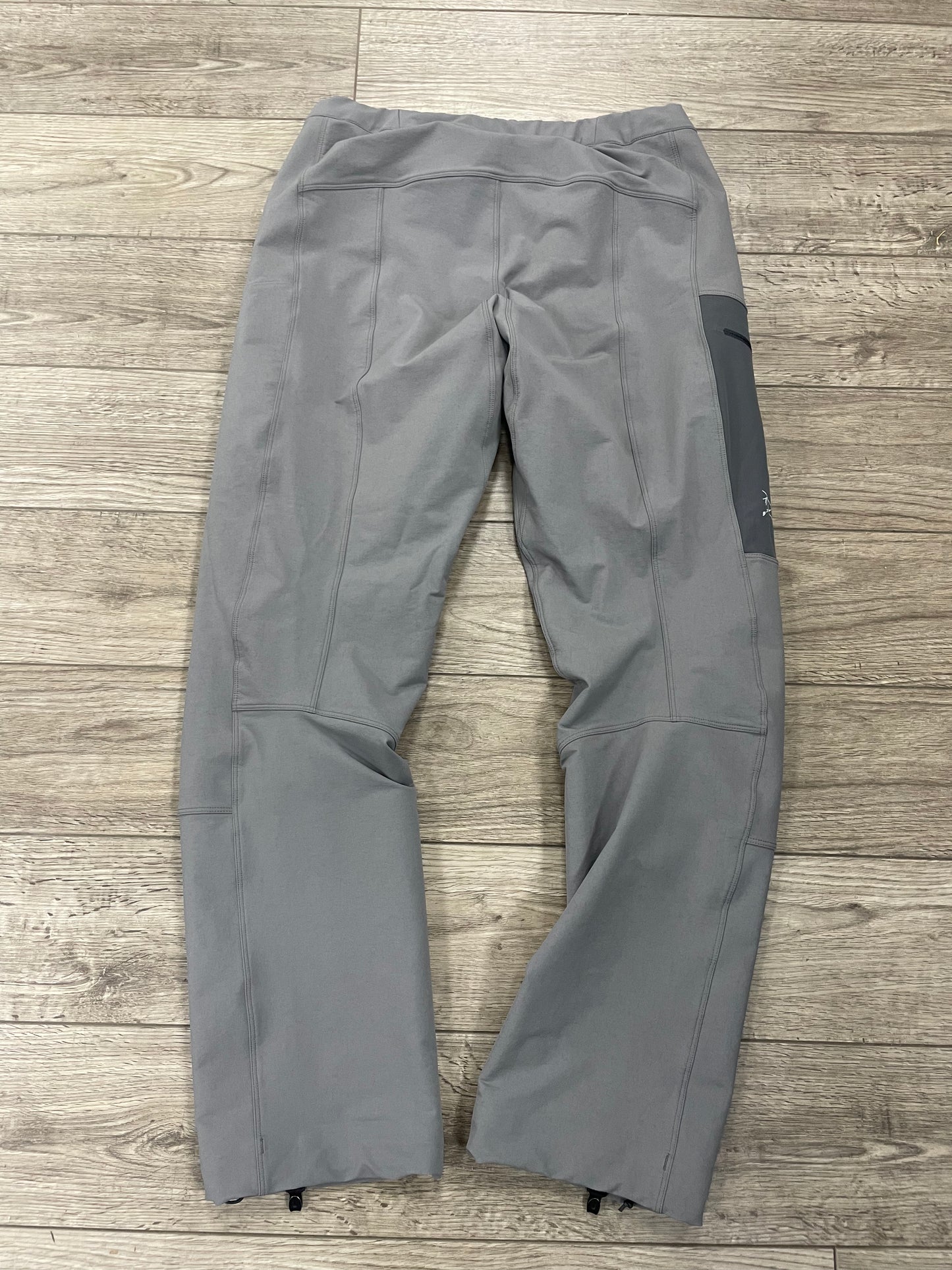 M-Arc’teryx Grey Gamma pants