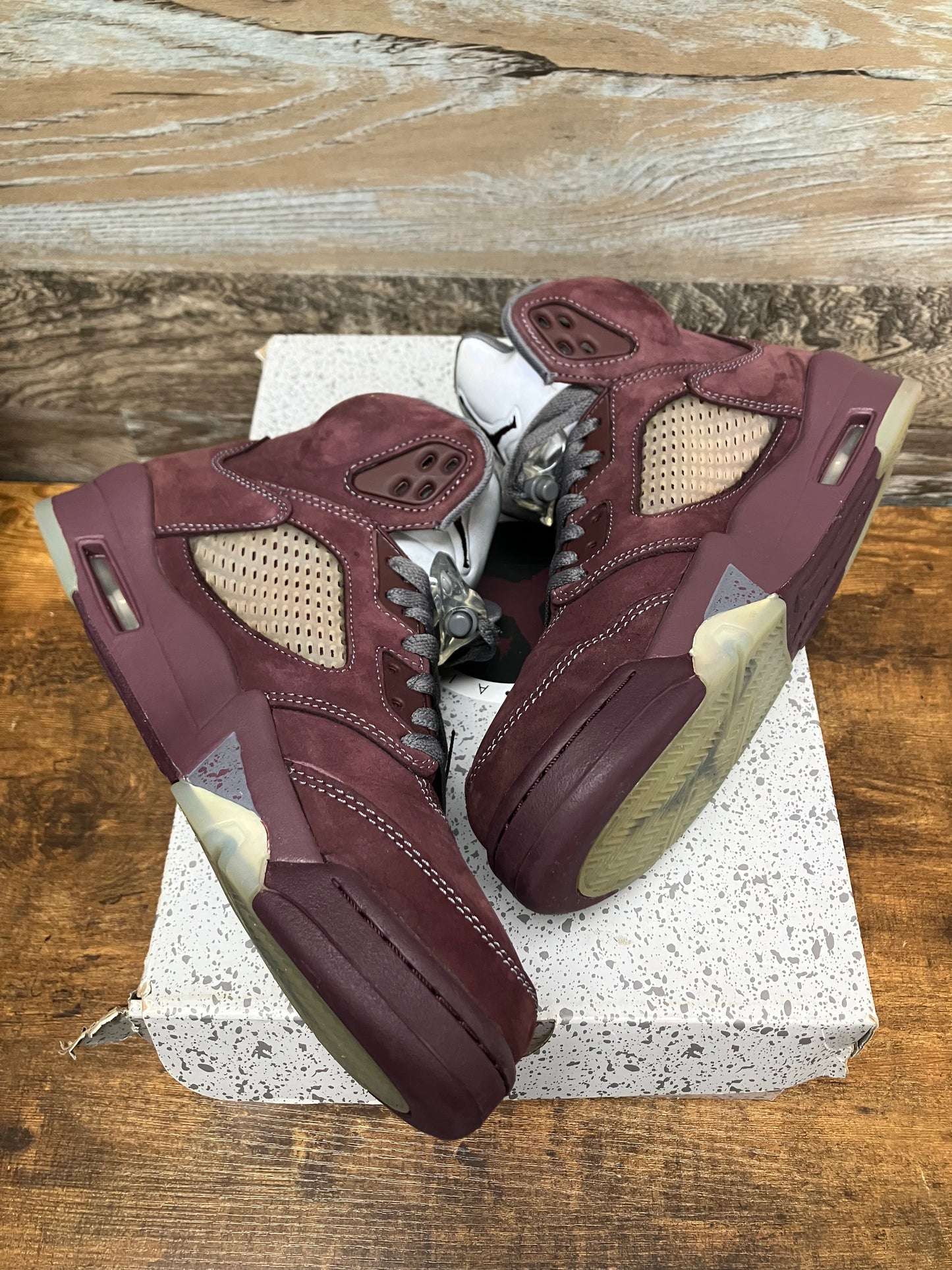 Jordan 5 Retro Burgundy Size 9