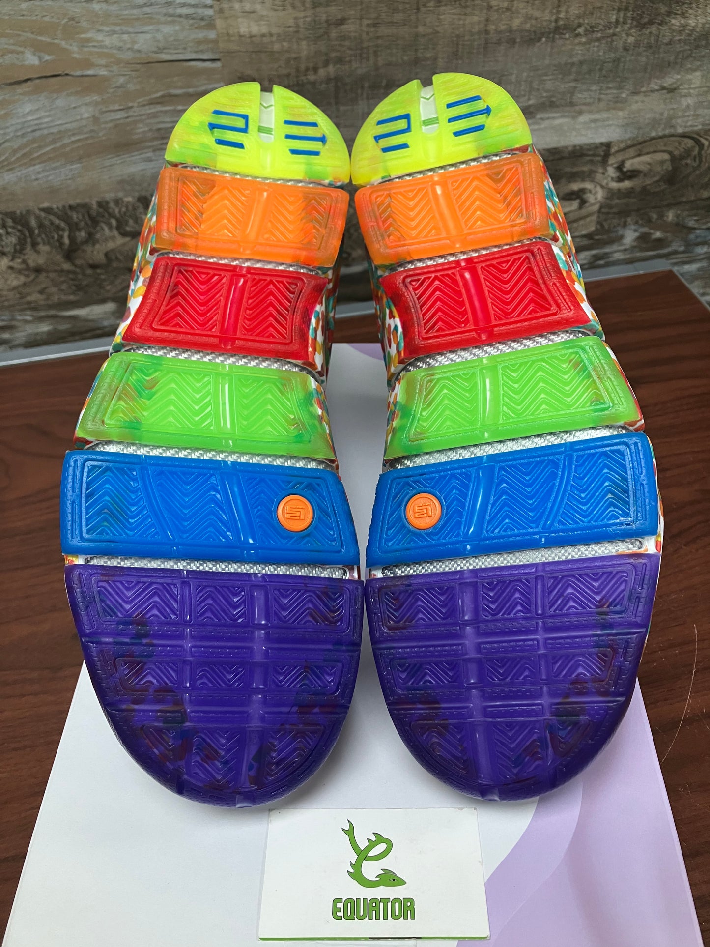 Nike Lebron 4 Fruitty Pebbles Size 12.5