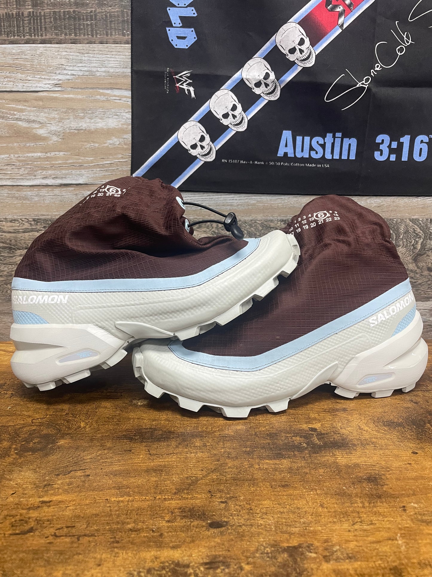 8.5-Salomon Cross Hike Mid MM6 Maison Margiela Bitter Chocolate