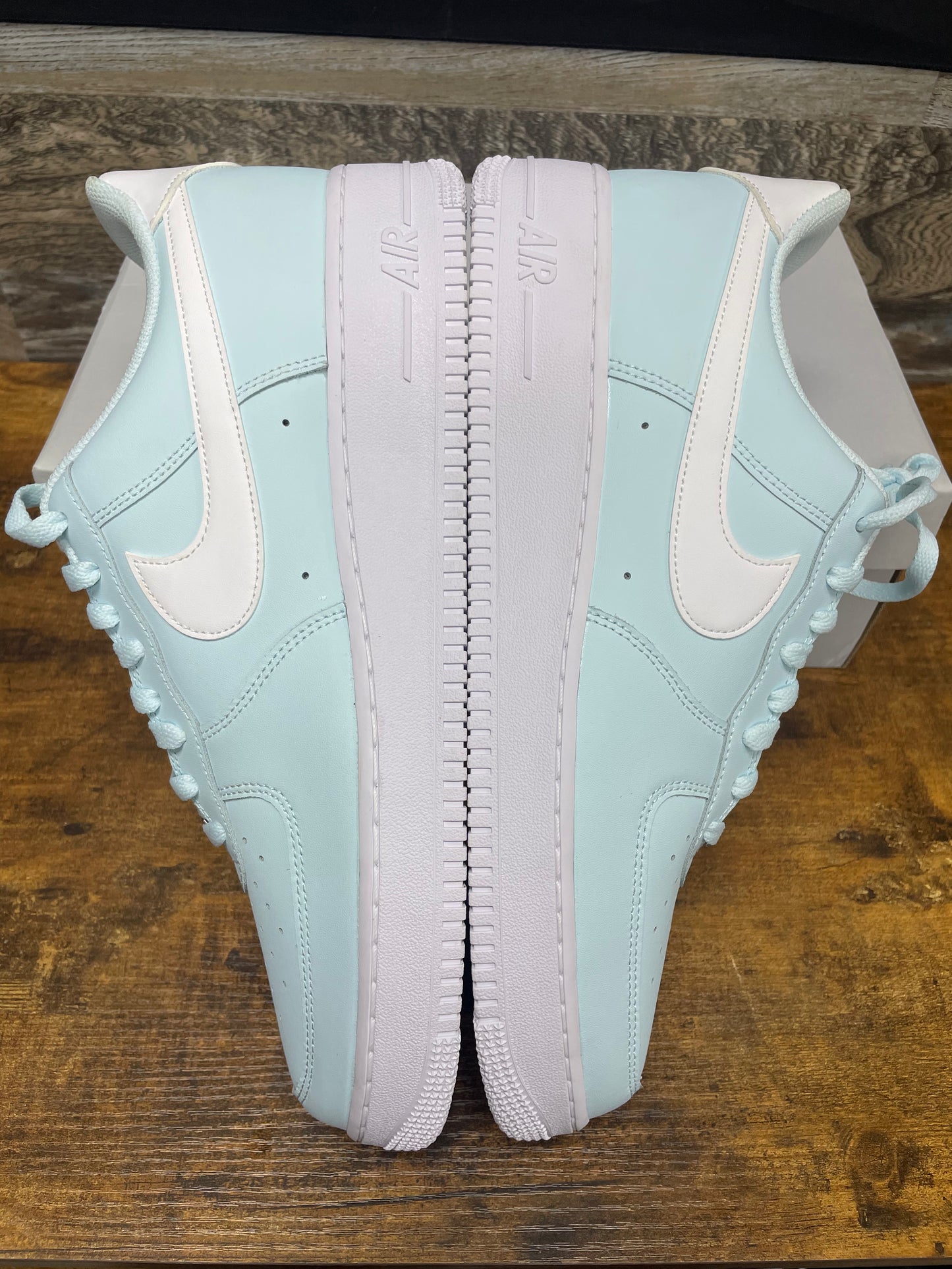 13-Air Force 1 Low ‘07 Glacier Blue