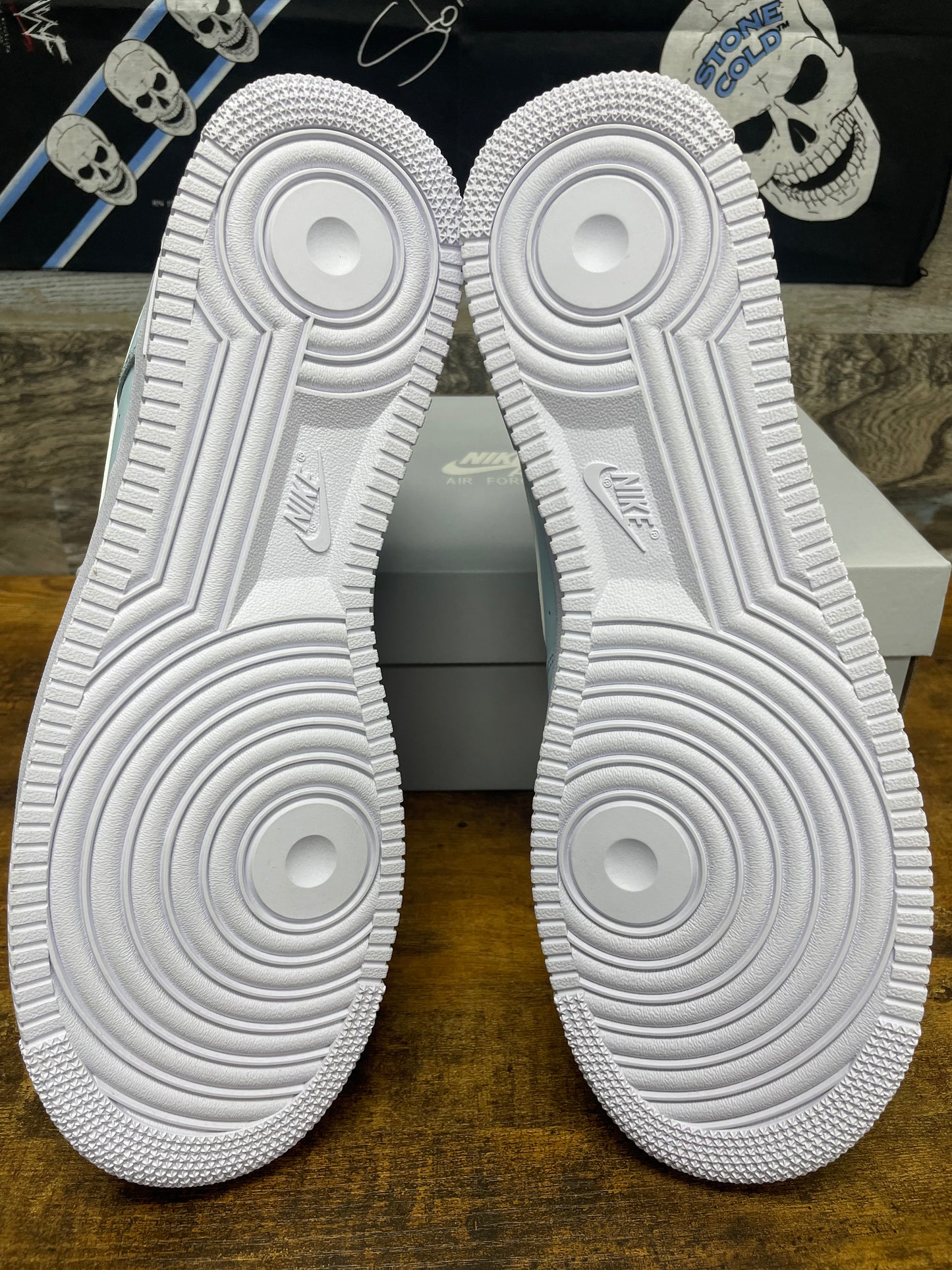 13-Air Force 1 Low ‘07 Glacier Blue