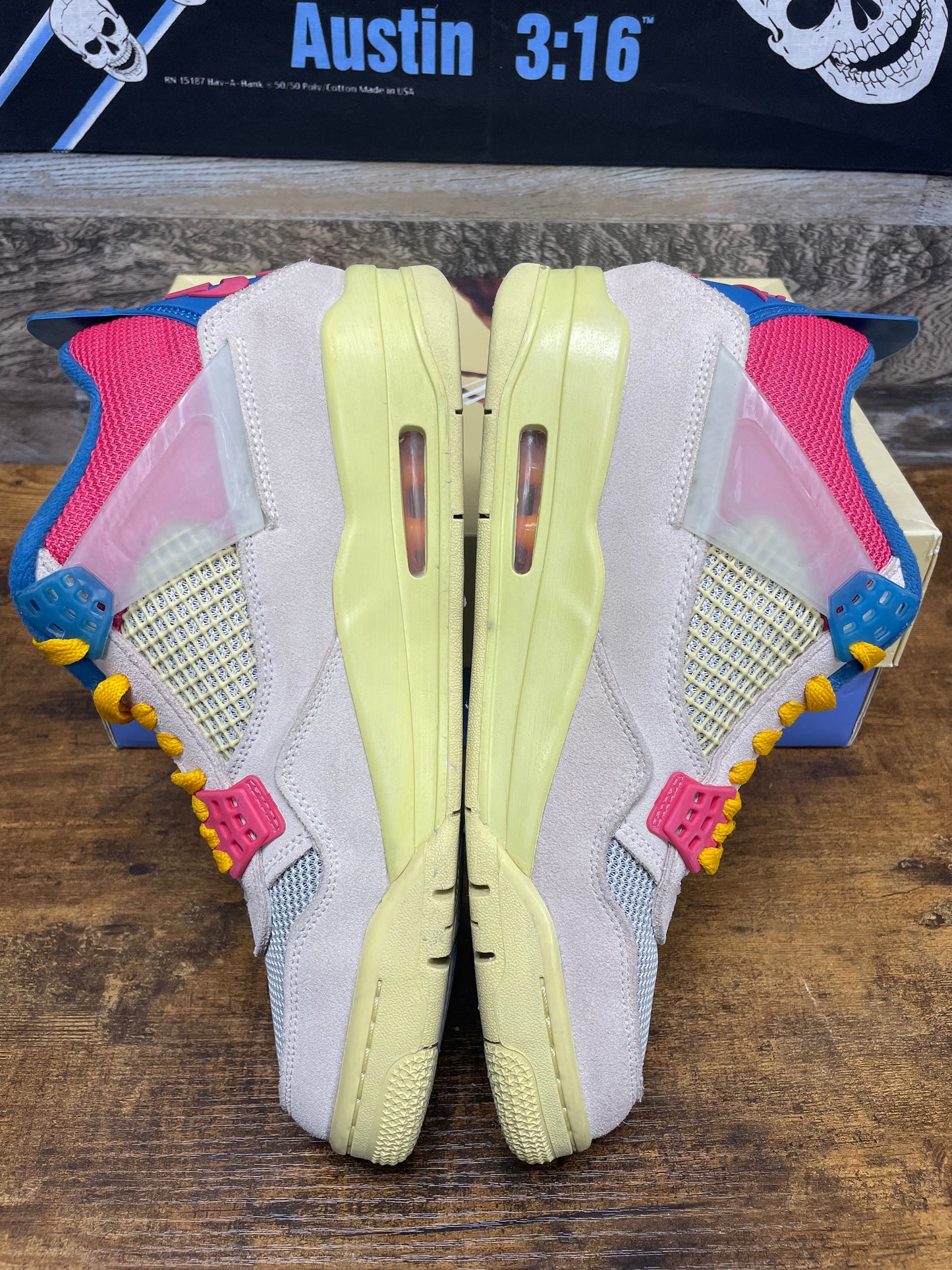 9.5-Air Jordan 4 Union LA Guava Ice