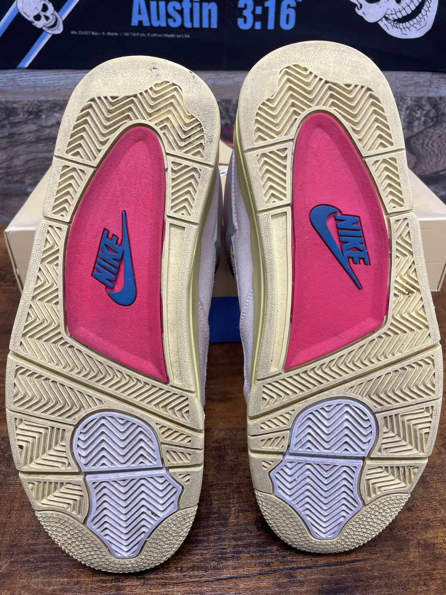 9.5-Air Jordan 4 Union LA Guava Ice