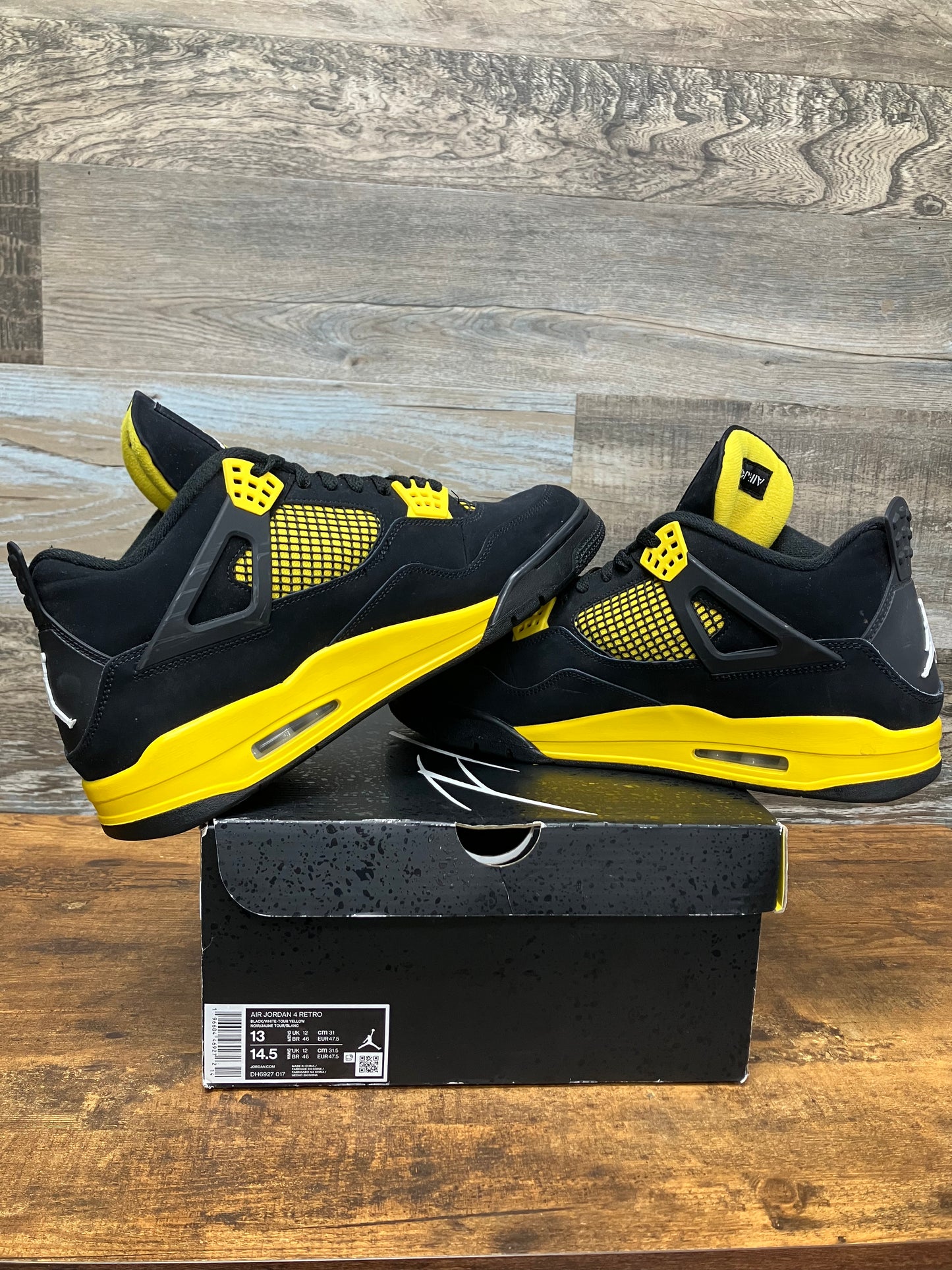 13-Air Jordan 4 Thunder