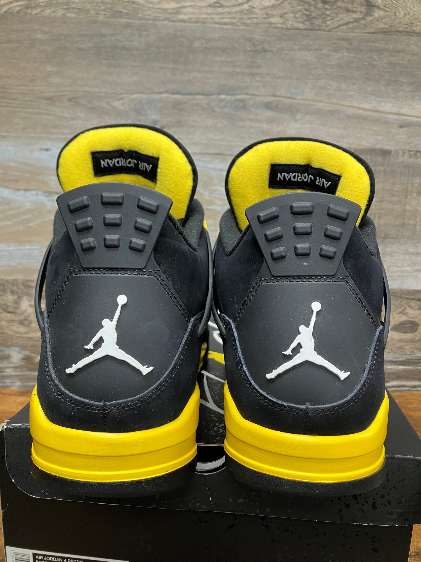 13-Air Jordan 4 Thunder