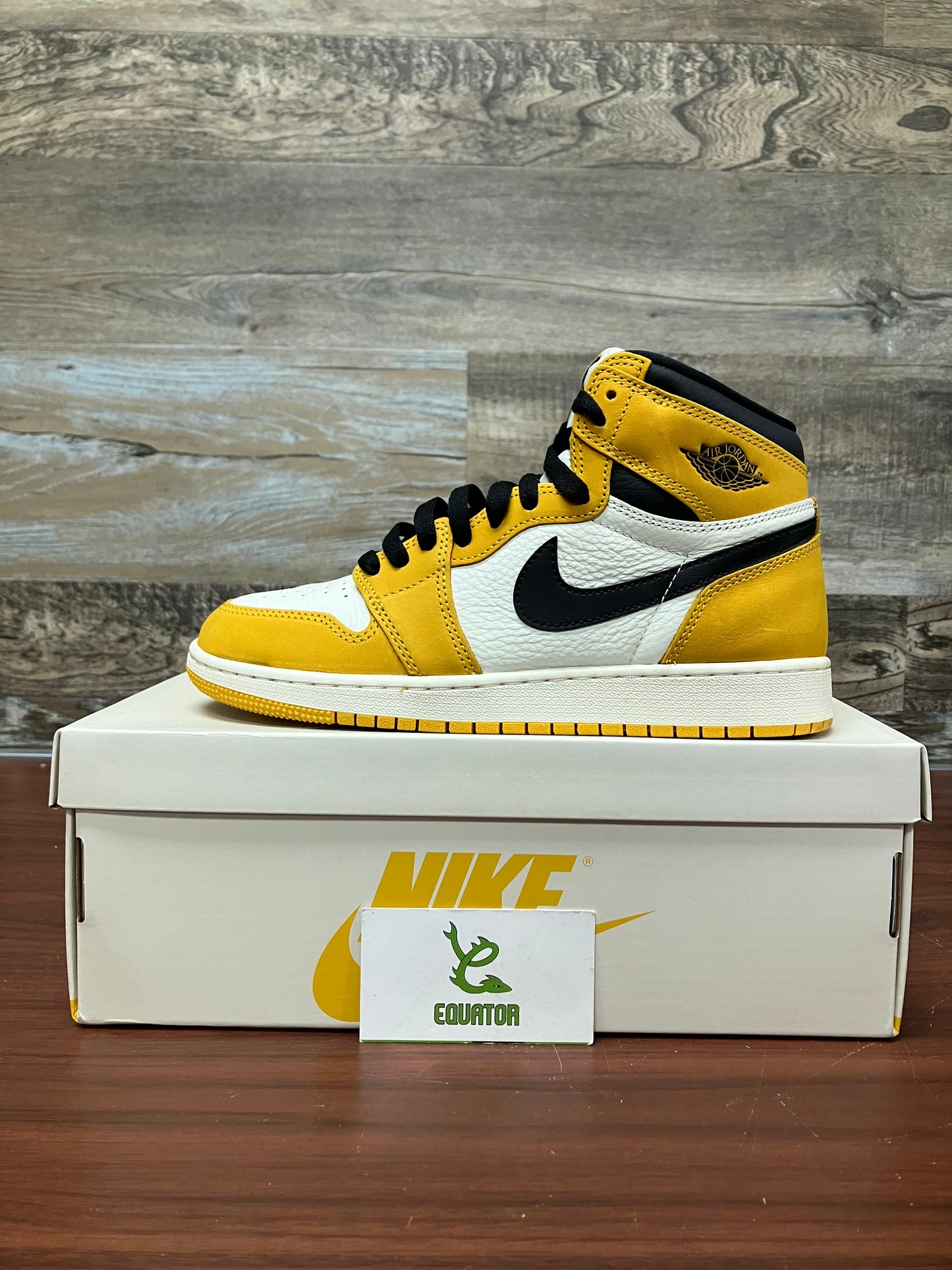 Jordan 1 Retro High OG Yellow Ochre Size 7Y