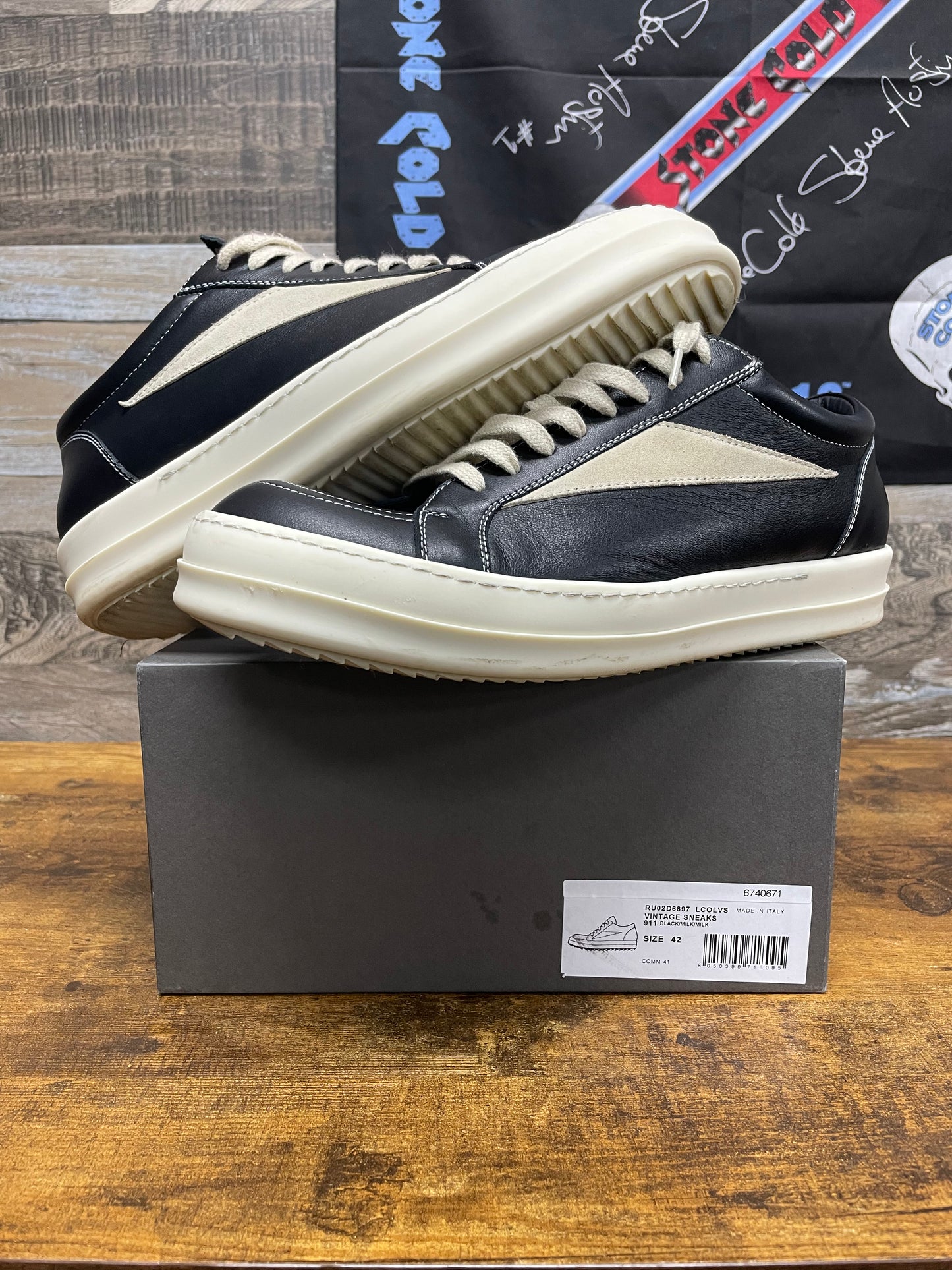42-Rick Owens Black Vintage Sneakers