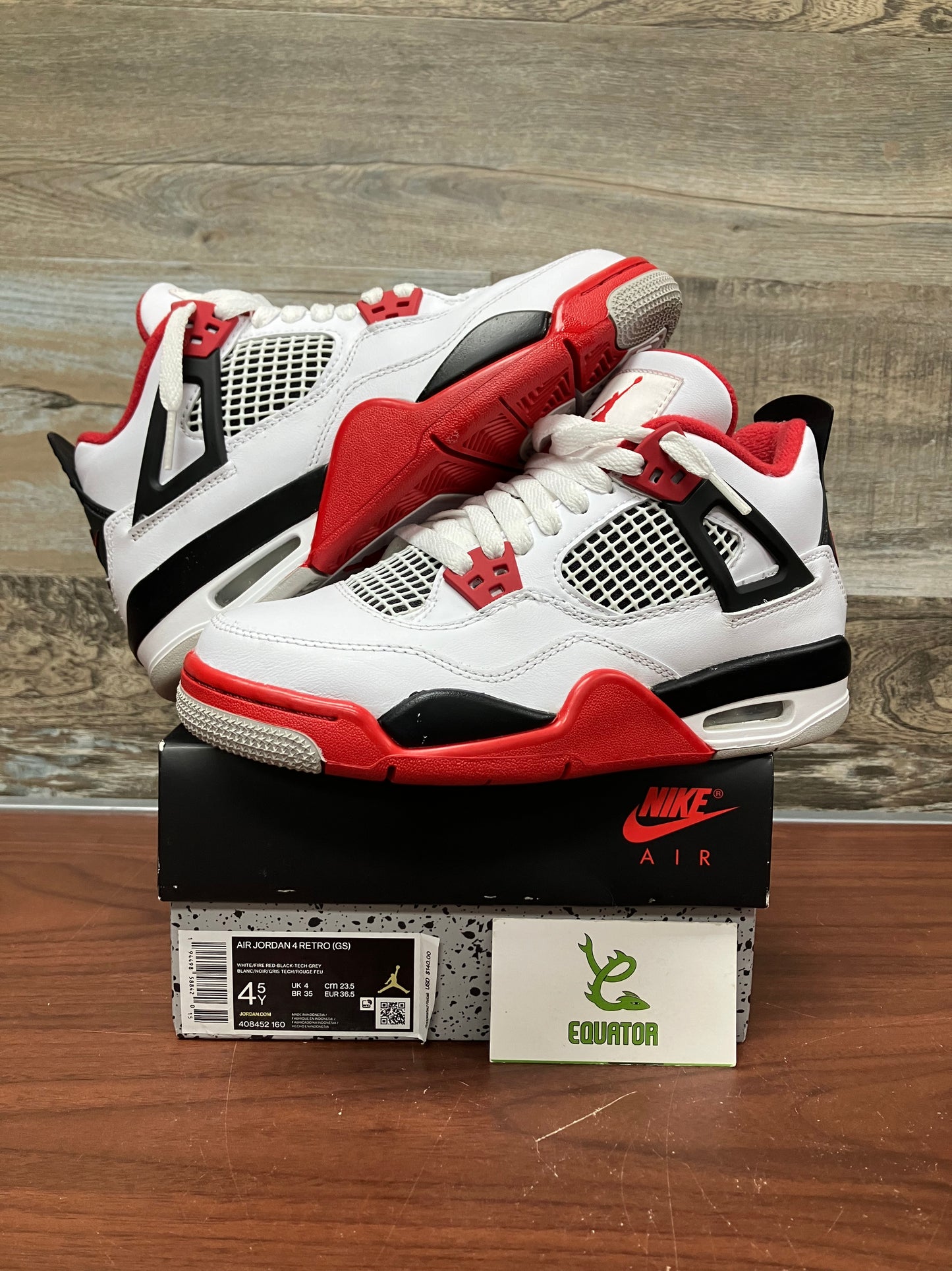 Jordan 4 Retro Fire Red GS Size 4.5Y