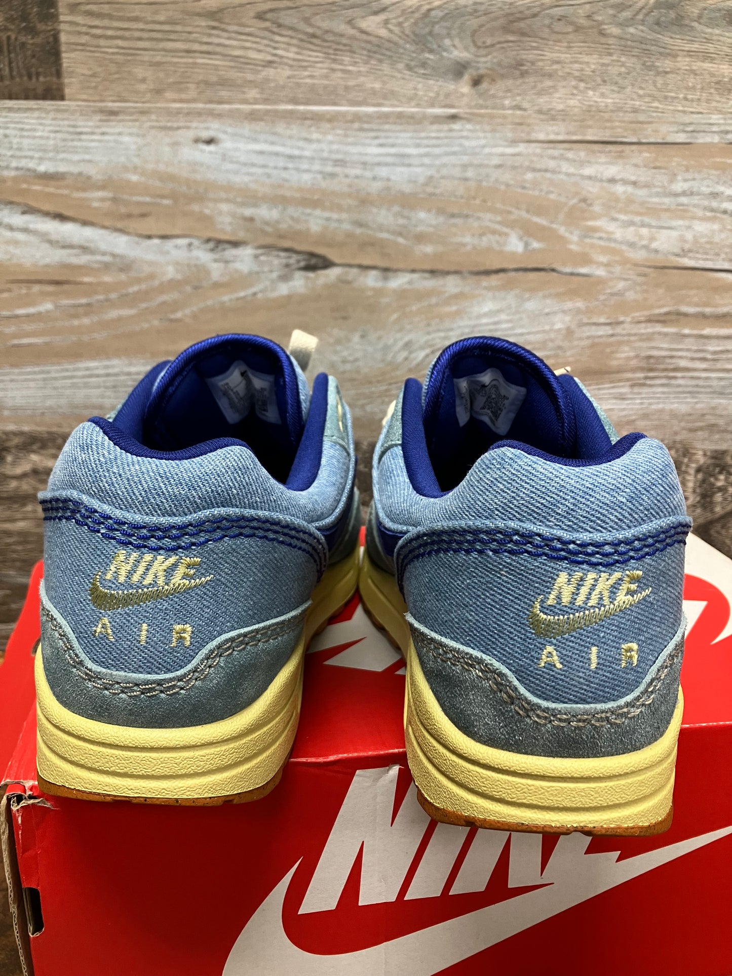 10-Air Max 1 Dirty denim