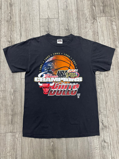 Vintage Chicago Bulls ‘98 NBA Champions Tee-L