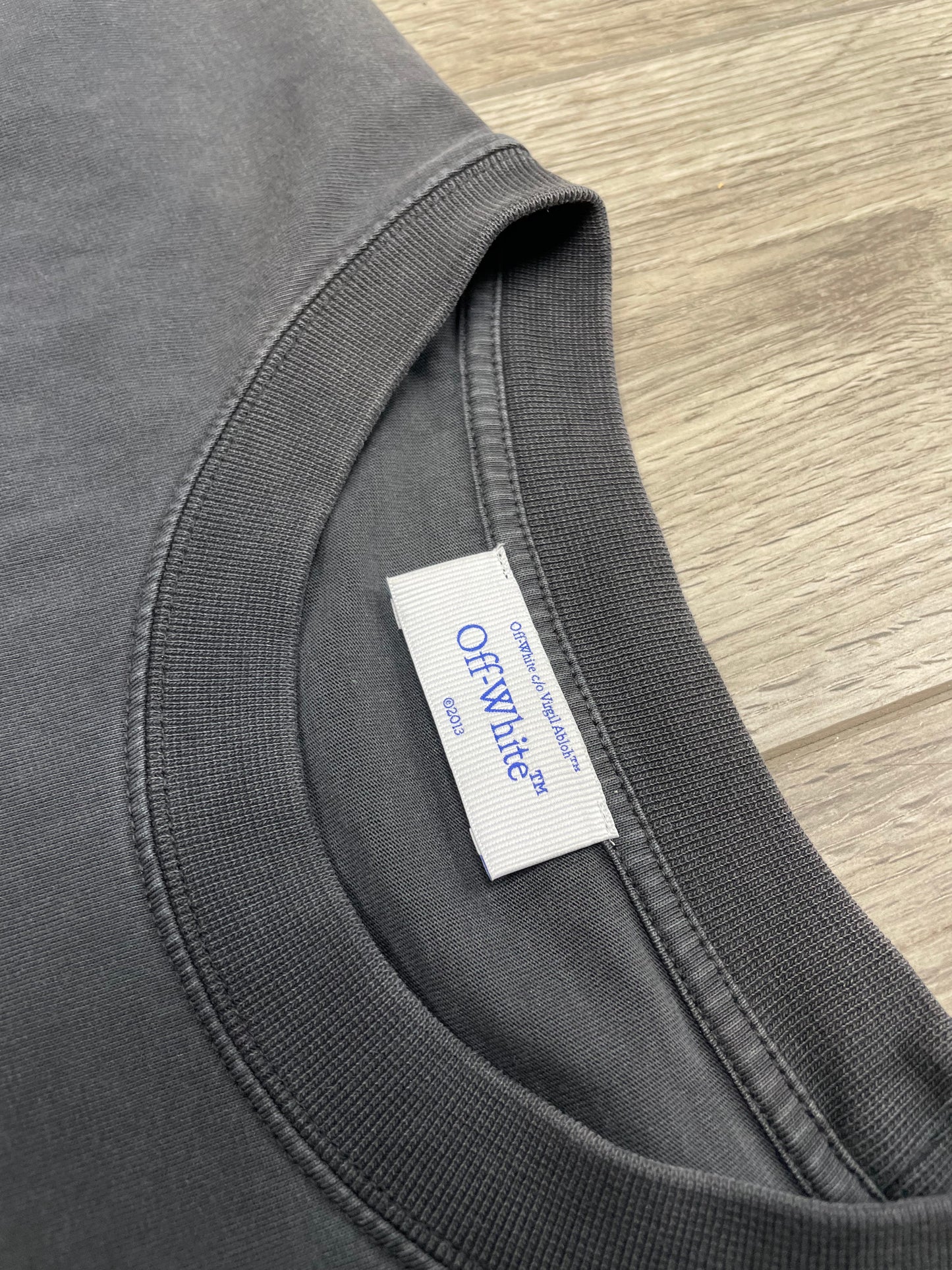 L-Off-White Digit Bacchus Tee