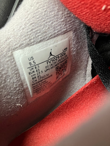 9.5-Air Jordan 4 Bred Reimagined