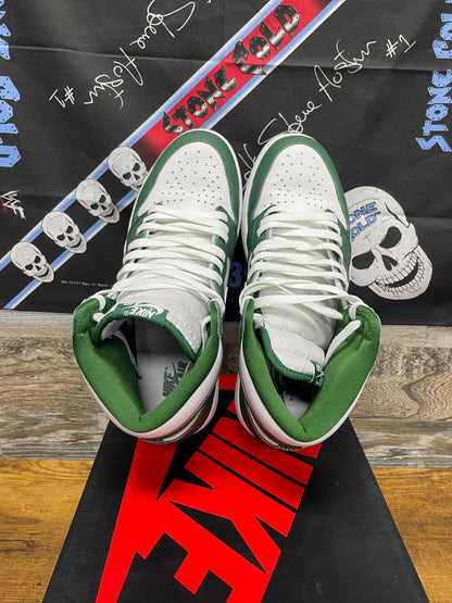 10.5 - Jordan 1 High ‘Gorge Green’
