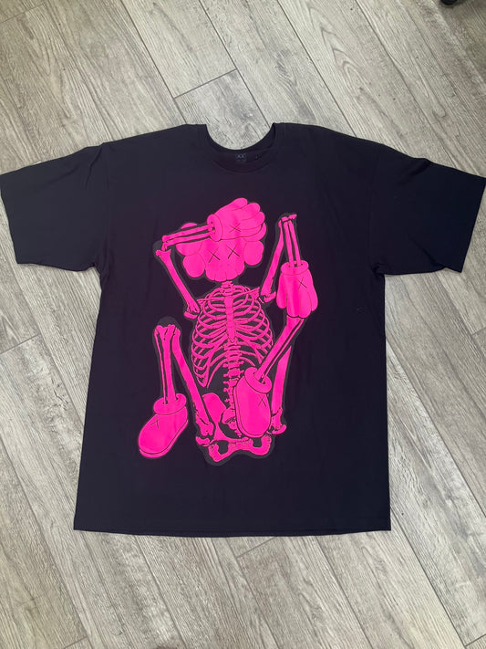 XL-Kaws Skeleton New Fiction tee