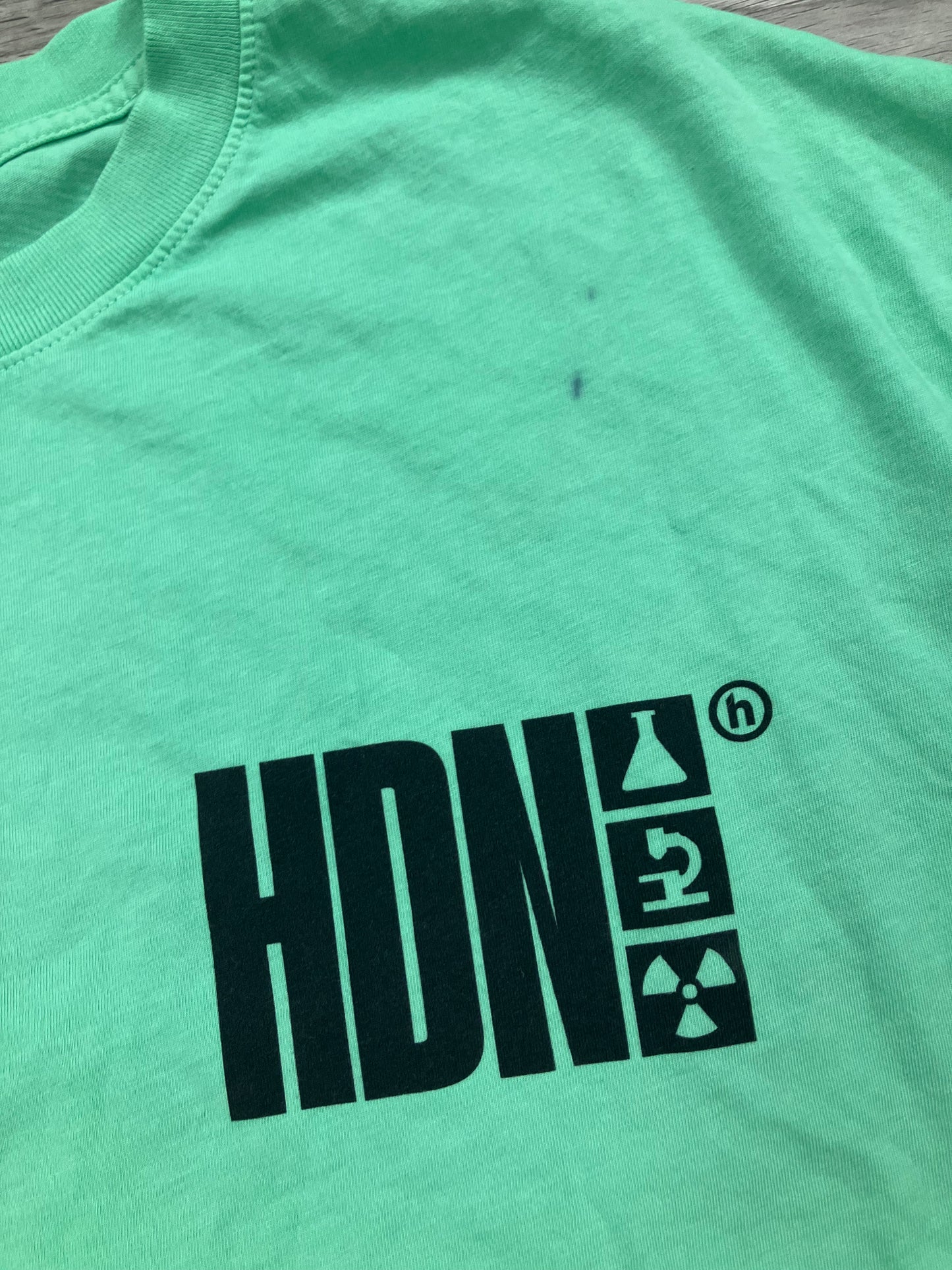 Hidden NY Science Tee Size L