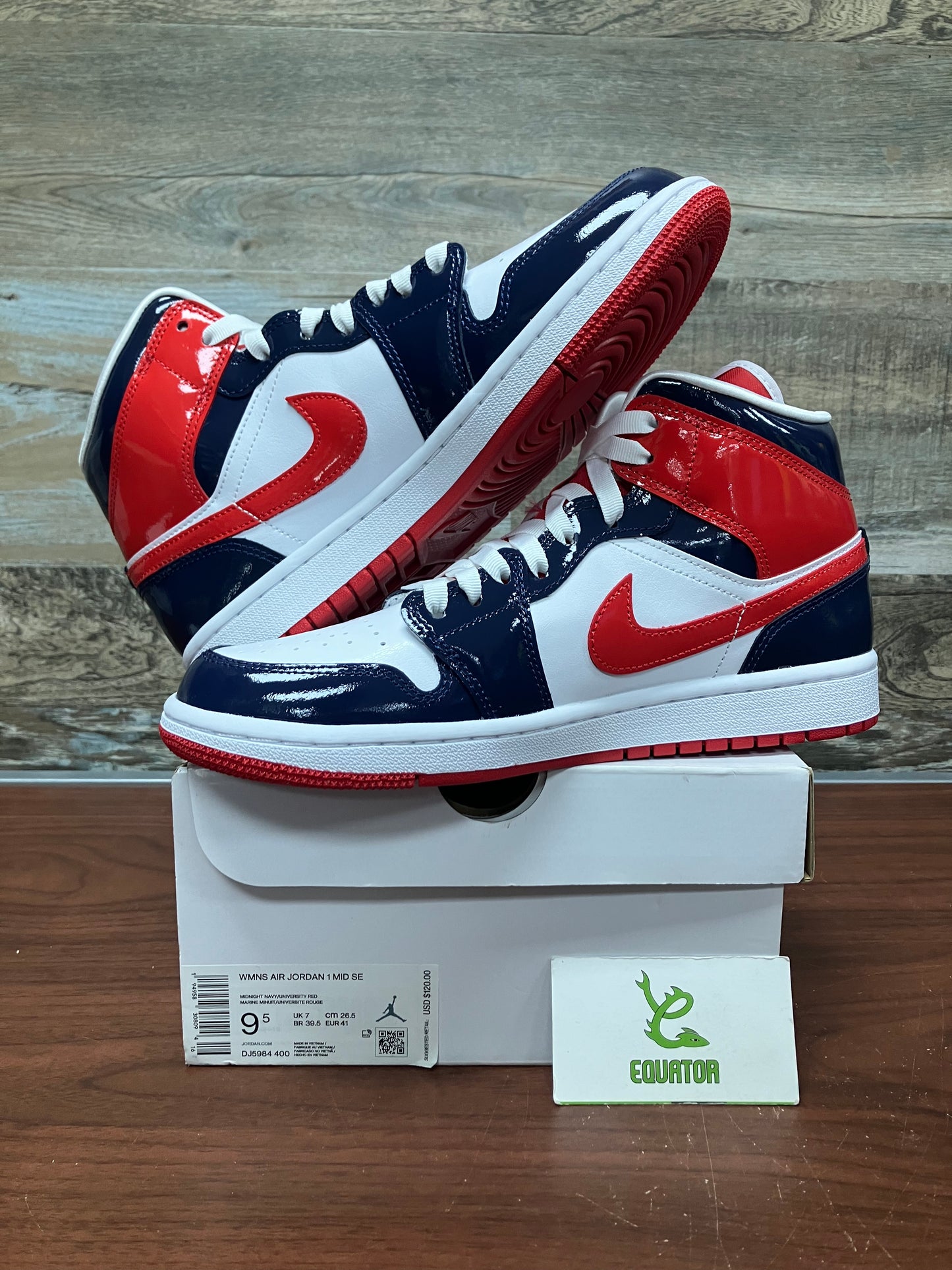 Jordan 1 Mid Champ Colors Size 9.5W/8m