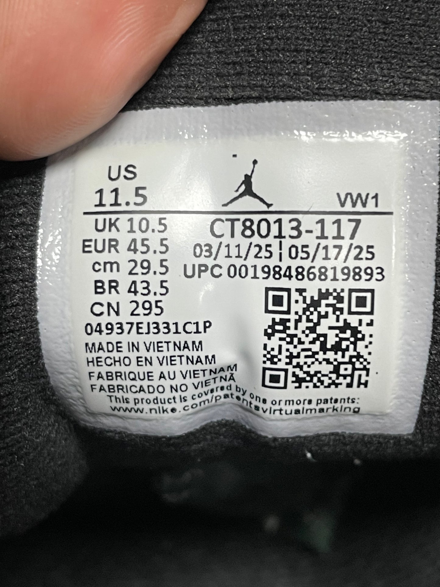 11.5-Jordan 12 Retro Taxi